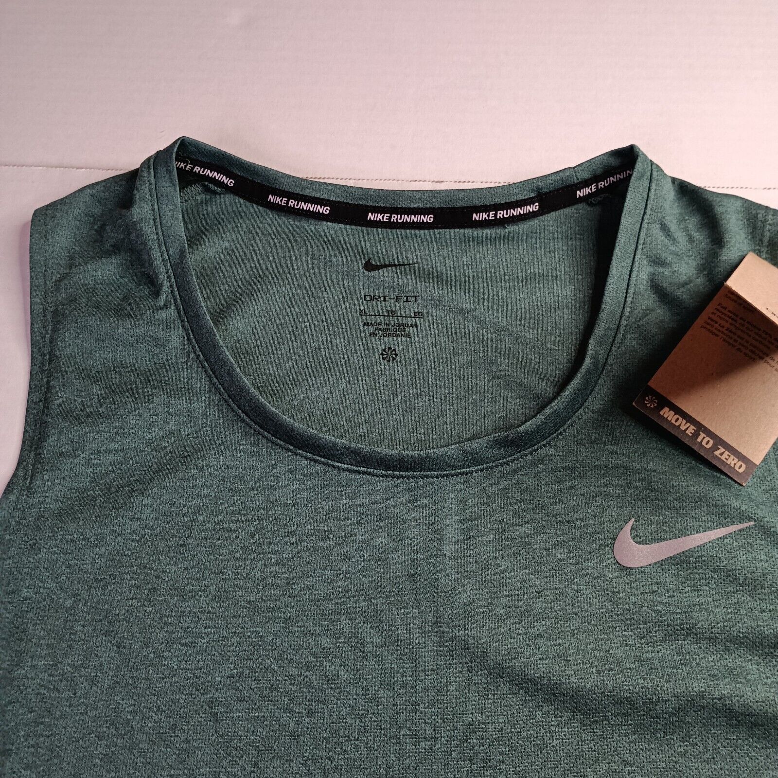 Nike Nike Men's Dri-FIT Miler Tank Top Running Green Size XL Size US XL / EU 56 / 4 - 2 Thumbnail