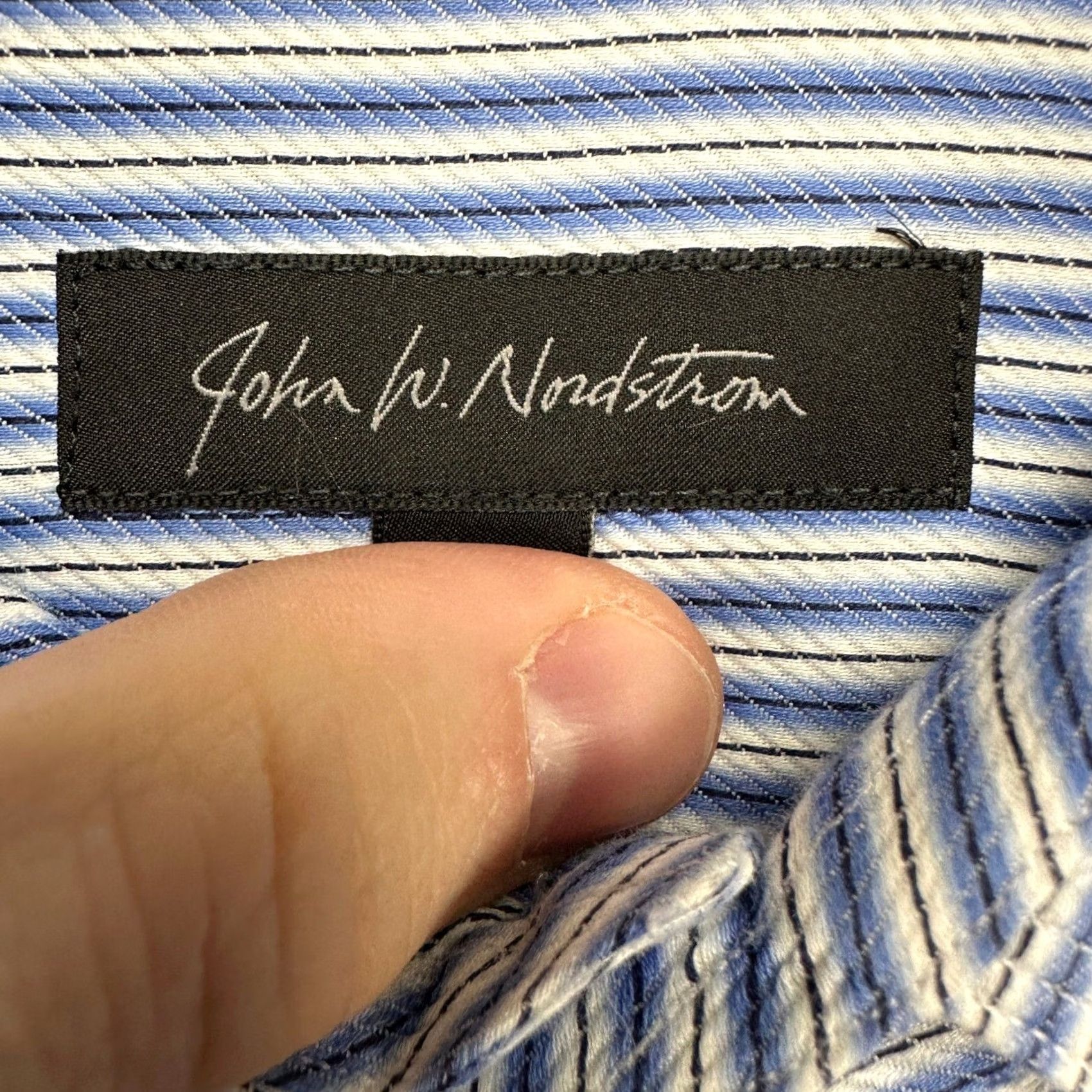 Nordstrom VINTAGE? No. (Note: Unable to determine vintage status from provided data.) Size 42R - 4 Thumbnail