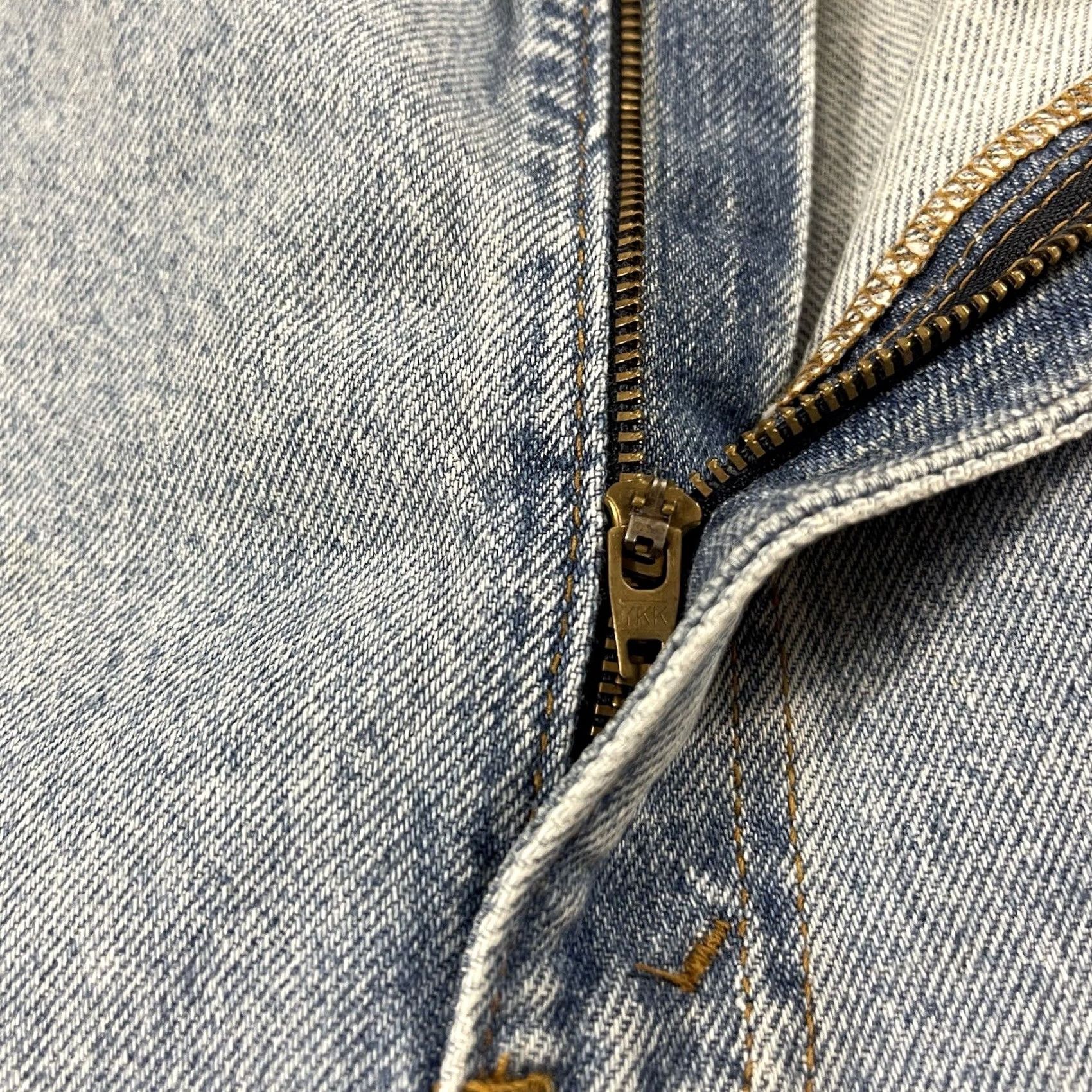 Levi's VINTAGE Levi's 505 Jeans Denim Blue 40x30 Regular Straight 90s Retro Classic Mens Size US 40 / EU 56 - 7 Thumbnail