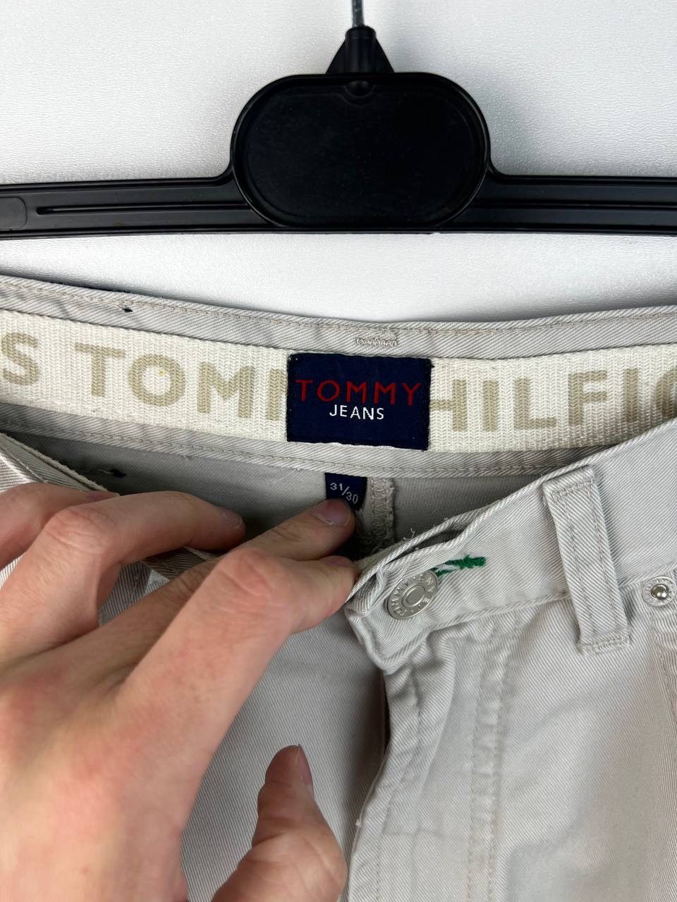 Tommy Hilfiger Tommy Jeans vintage cargo pants size 31/30 Size US 31 - 6 Thumbnail