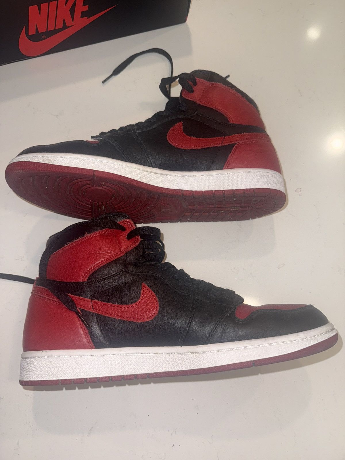 Nike 2016 Nike Air Jordan 1 Retro High OG “Bred” Size 10 Size US 10 / EU 43 - 2 Thumbnail