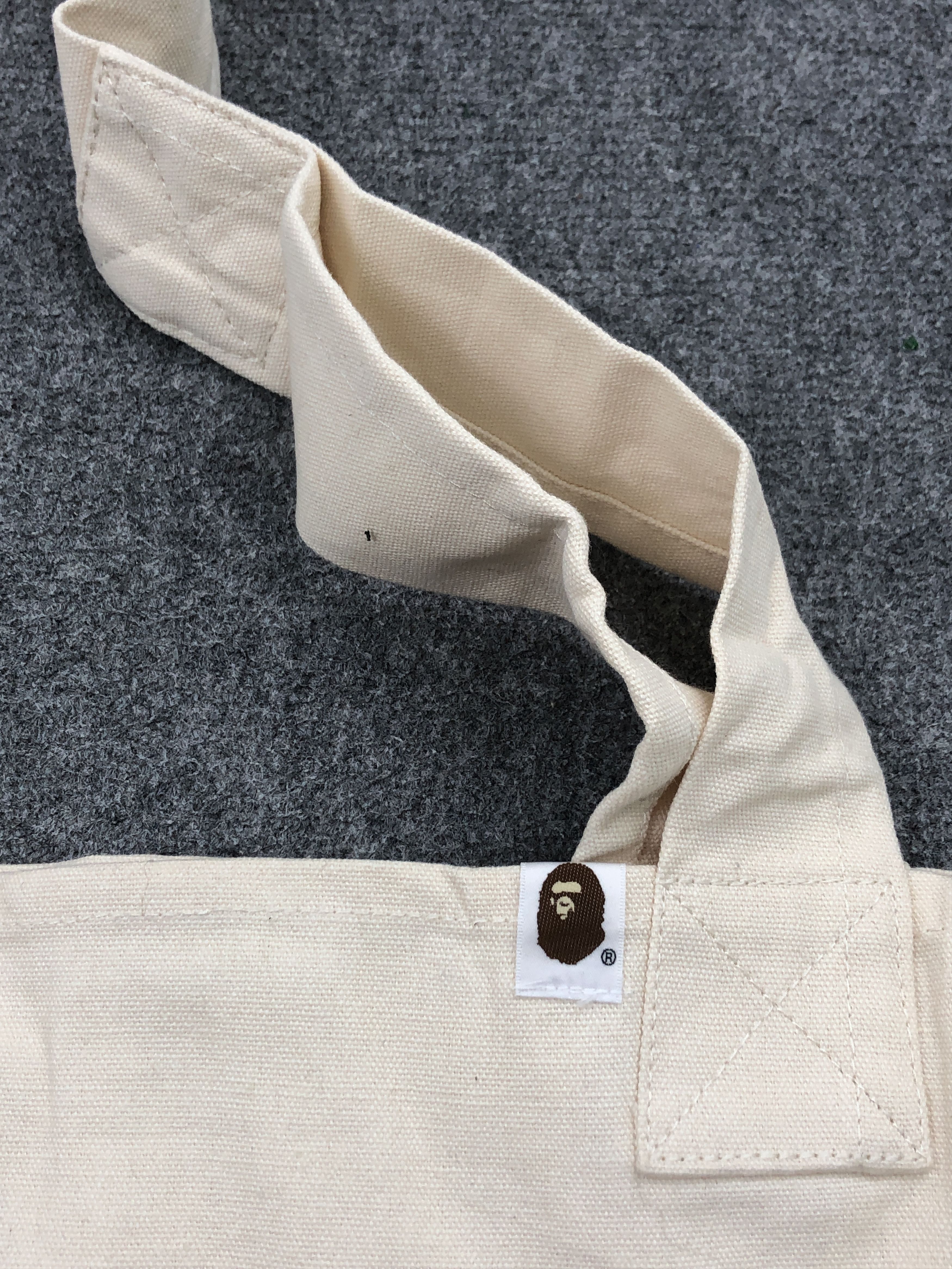 Bape Vintage Bape Baby Milo Tote Bag Crossbody BG0151 Size ONE SIZE - 7 Thumbnail