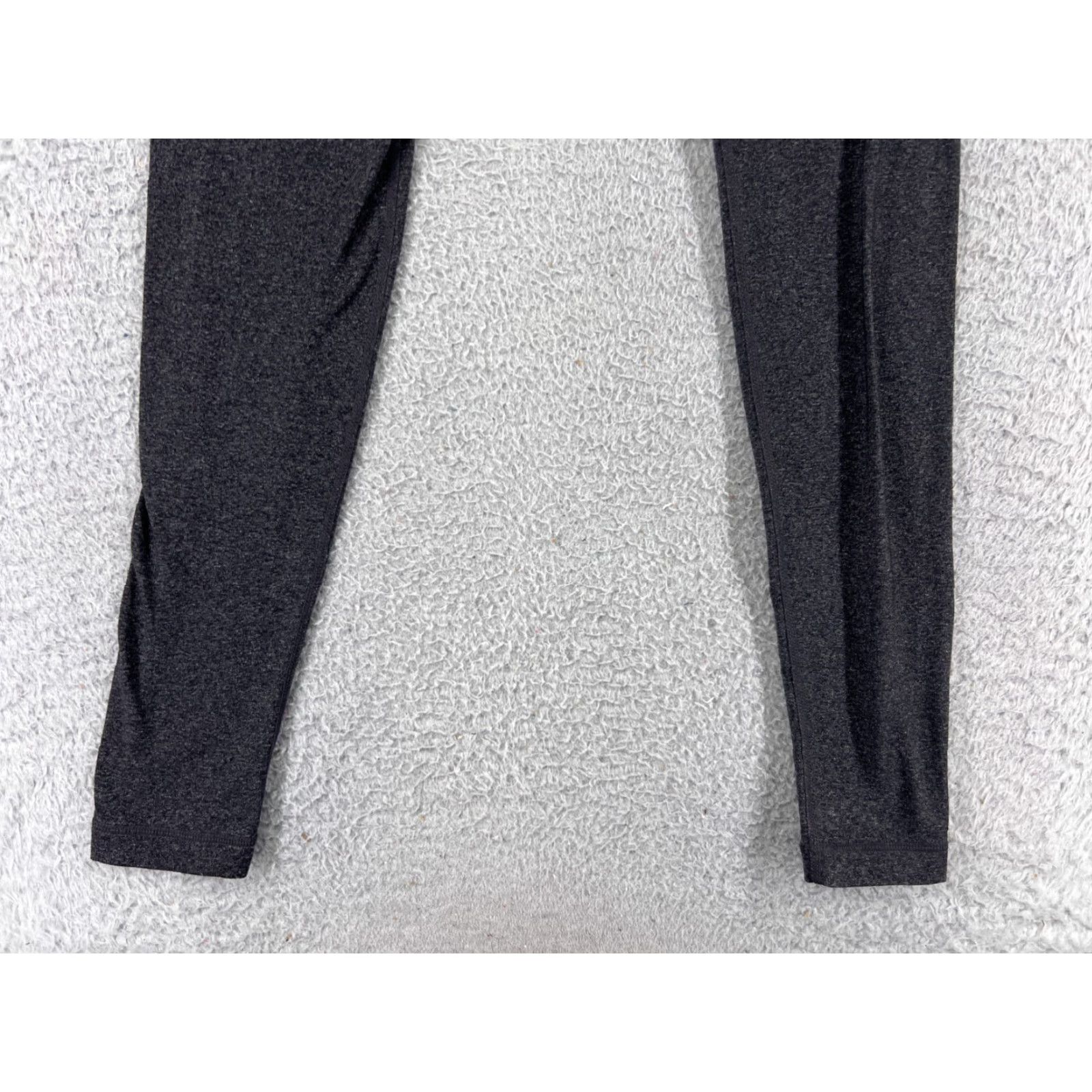 Lululemon Lululemon Leggings Womens 4 Gray Yoga Athletic Compression Skinny Pockets 28.5 in Inseam Veg not allowed? Size 27" / US 4 / IT 40 - 2 Thumbnail
