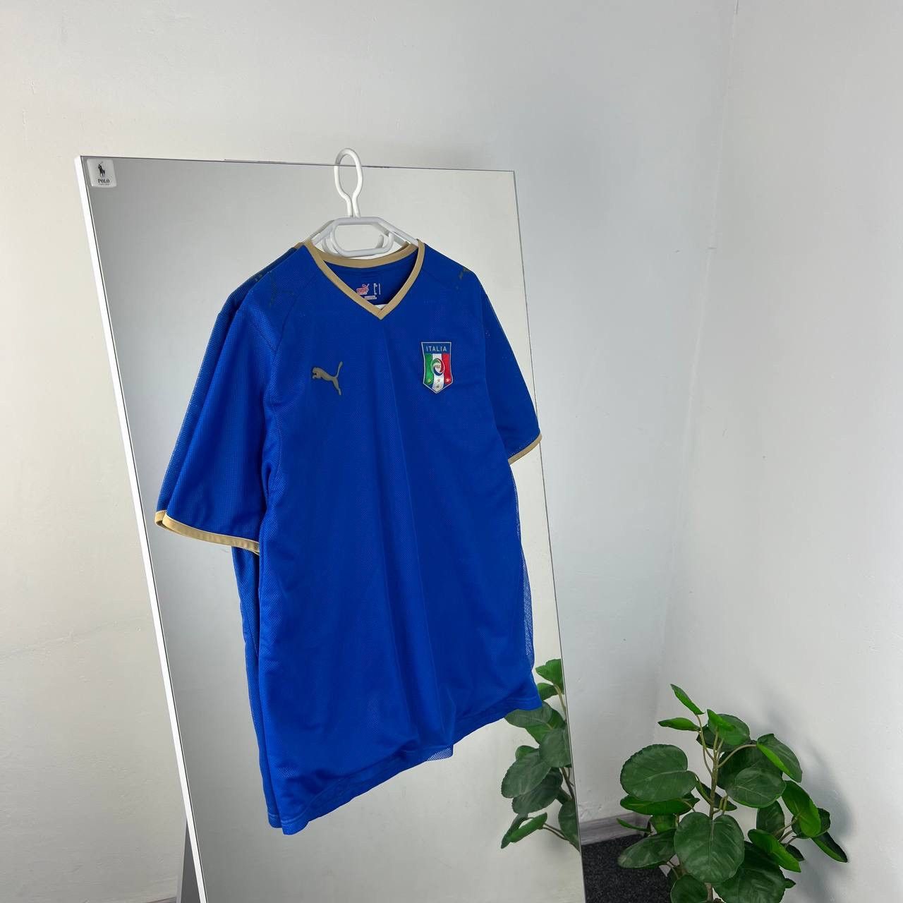 Puma Vintage Y2K Puma Italy Home Soccer Jersey T-Shirt Size US L / EU 52-54 / 3 - 1 Thumbnail
