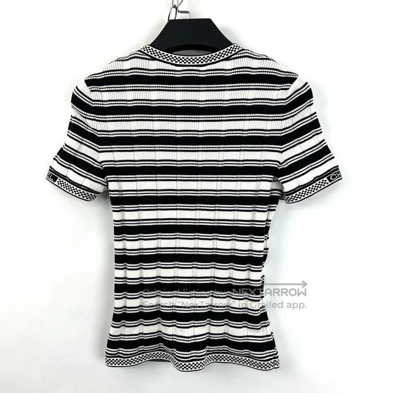 Chanel Chanel Black and white striped logo knitted short sleeves Size XXS / US 00 / IT 34 - 2 Thumbnail