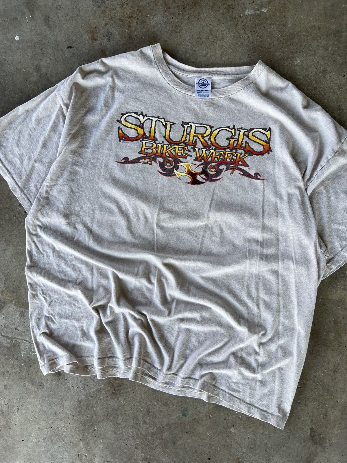 Vintage Vintage Harley Style Flames Sturgis Motorcycles T Shirt Size US XXL / EU 58 / 5 - 2 Thumbnail
