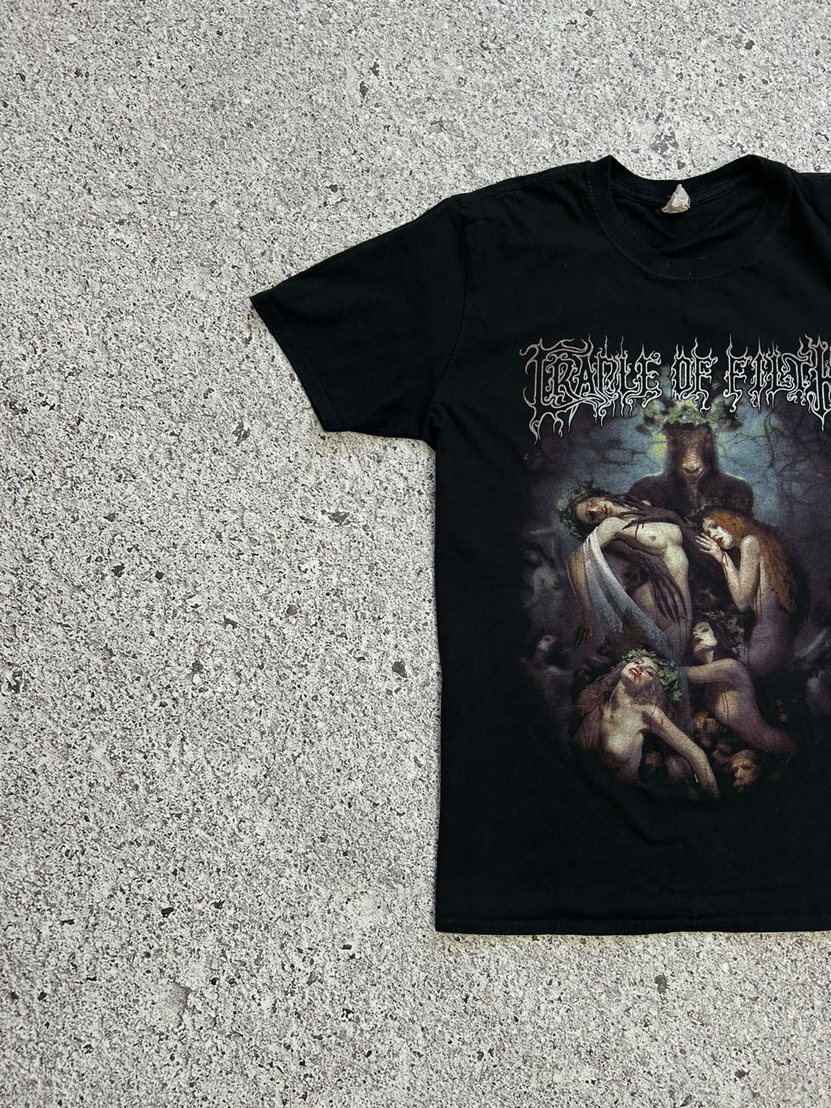 Band Tees × Vintage Cradle Of Filth Hammer Of The Witches Rock Band T-Shirt Size US L / EU 52-54 / 3 - 4 Thumbnail