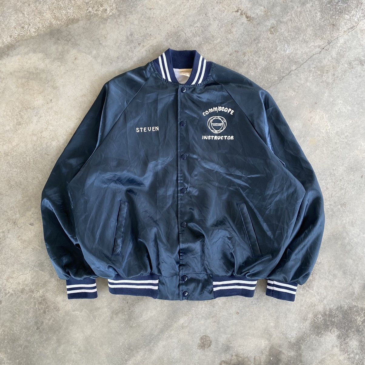 Auburn Sportswear × Vintage Vintage AUBURN Sportswear Satin Button Bomber Jacket Size US XXL / EU 58 / 5 - 1 Thumbnail