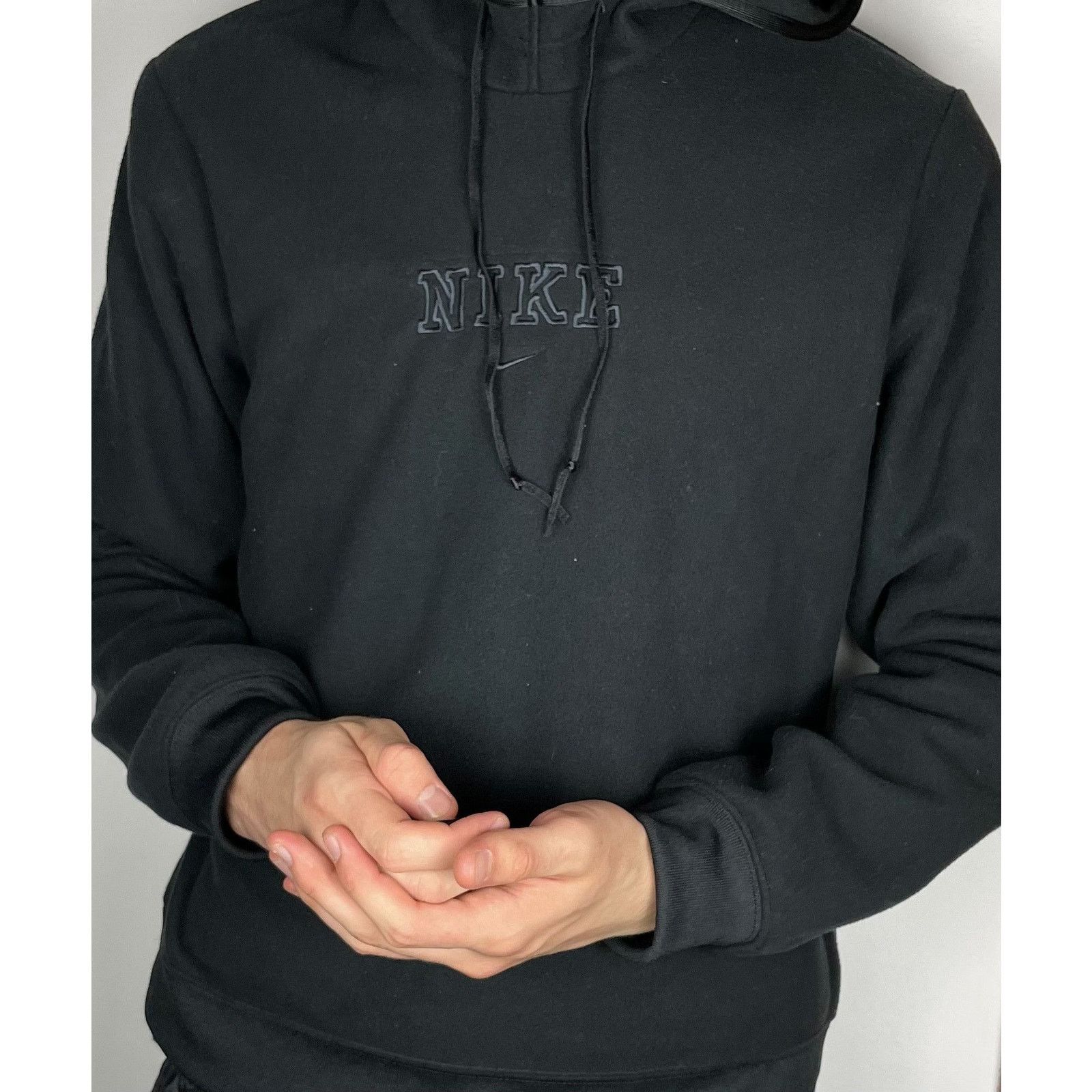 Nike × Vintage Nike Women's Black Spellout Fleece Pullover Hoodie M (8-10) Size M / US 6-8 / IT 42-44 - 2 Thumbnail