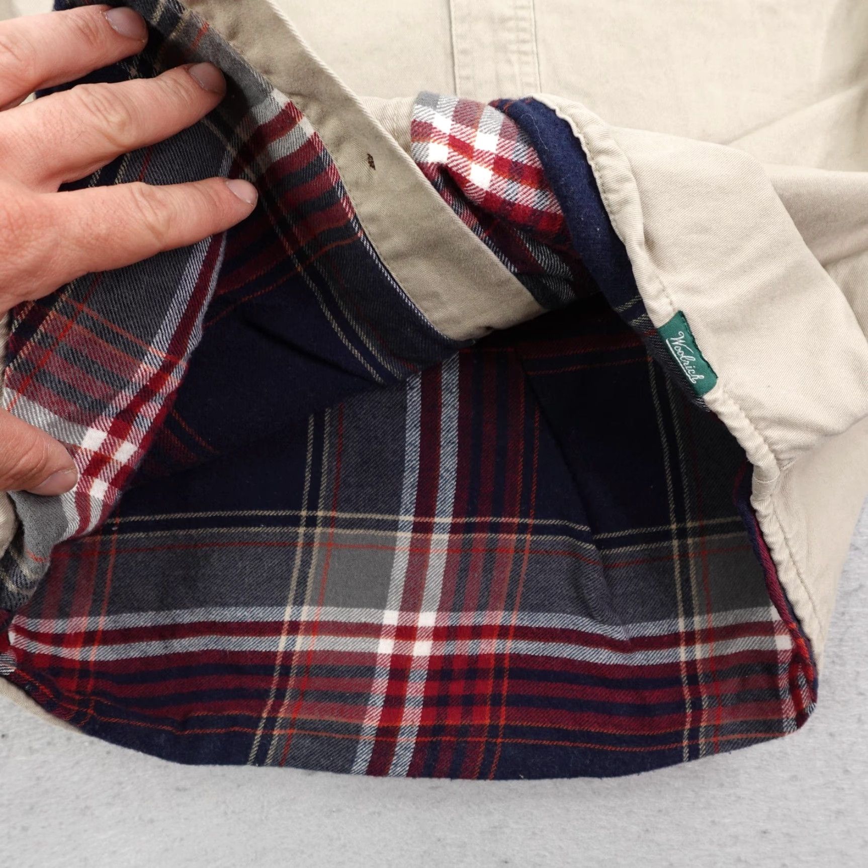 Vintage VINTAGE Woolrich Shirt Shacket Jacket - Canvas Flannel Lined, Khaki Beige, Men's Small - Button-Up, Workwear, Outdoor, Fall/Winter - S Mens Size US S / EU 44-46 / 1 - 7 Thumbnail