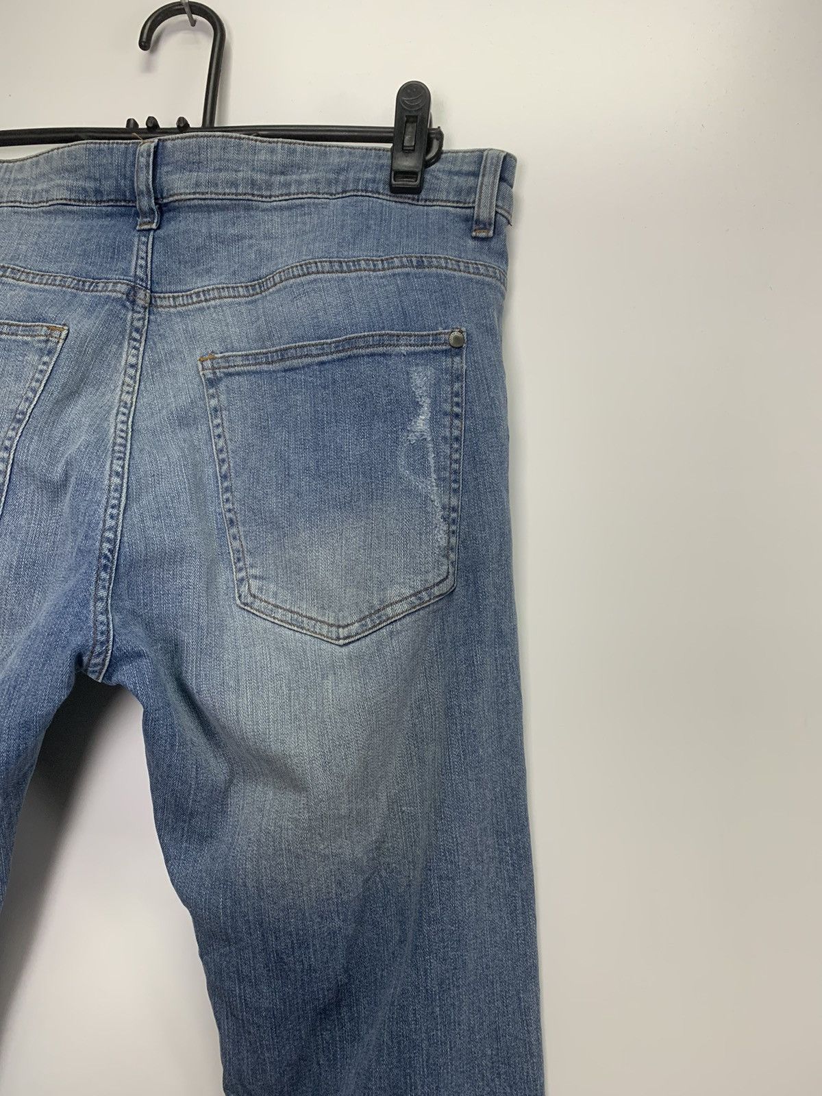 H&M H&M Distress Jeans Size US 34 / EU 50 - 15 Thumbnail