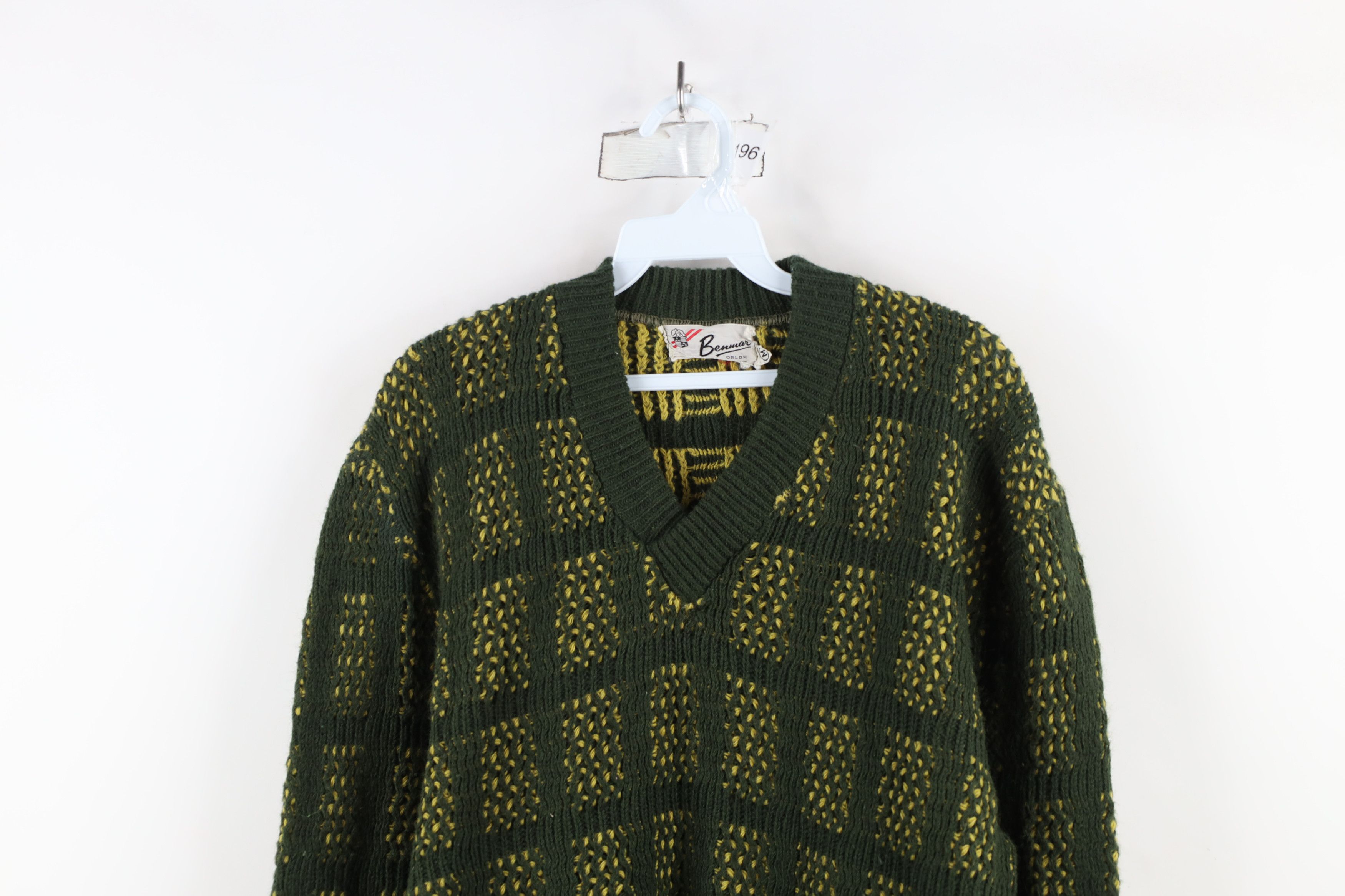 Vintage Vintage 50s Streetwear Checkered Knit V-Neck Sweater USA Size US M / EU 48-50 / 2 - 2 Thumbnail