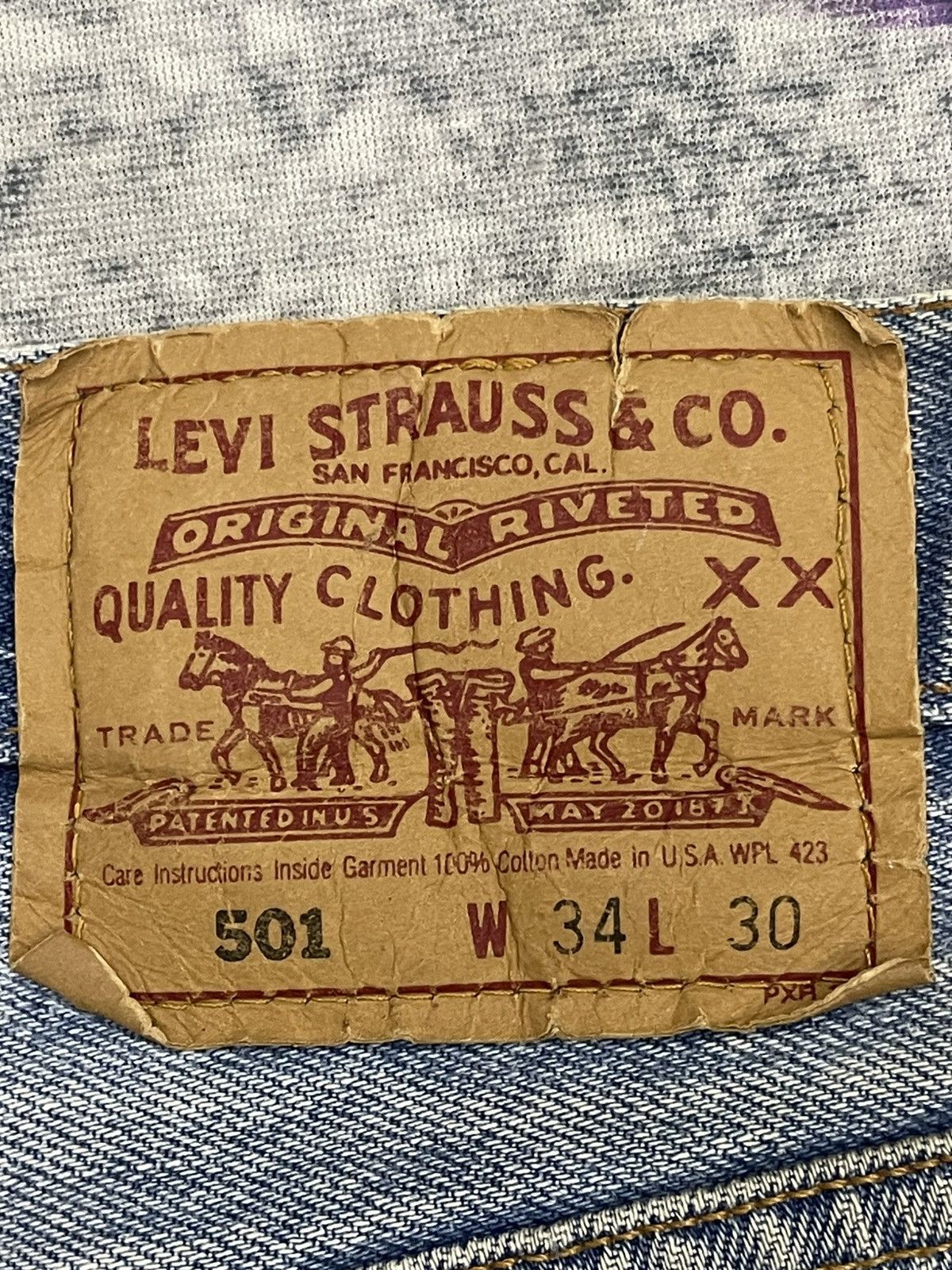 Levi's Vintage 90s Levi’s 501 Light Wash Made in USA – 34x30 Size US 34 / EU 50 - 16 Thumbnail