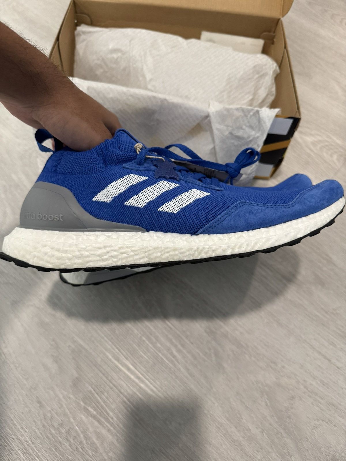 Adidas Adidas mid Blue sneakers Size US 11 / EU 44 - 2 Thumbnail