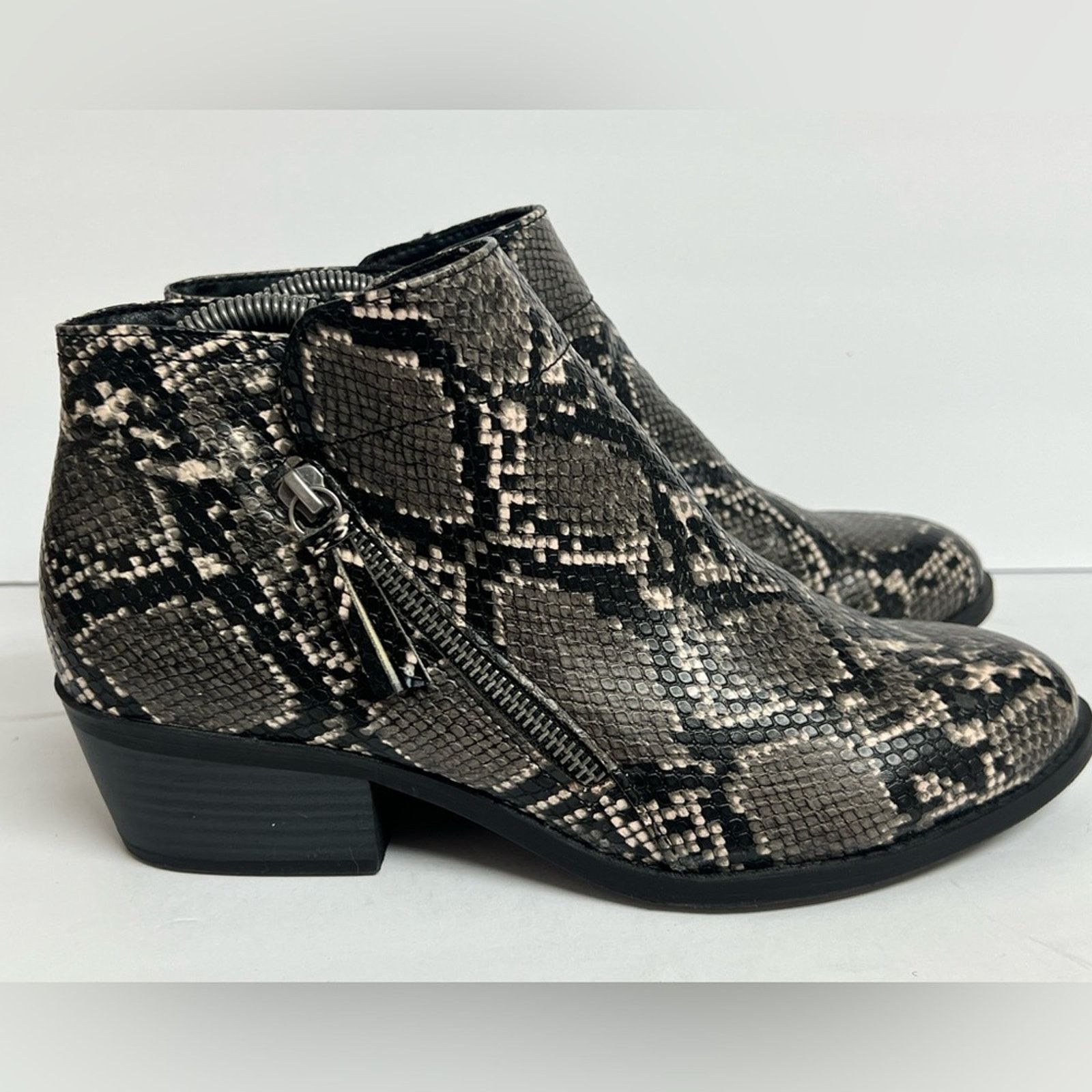 Arizona Jean Co. Arizona Jean Co Cadman Snake Print Ankle Boots 9.5 Size US 9.5 / IT 39.5 - 2 Thumbnail