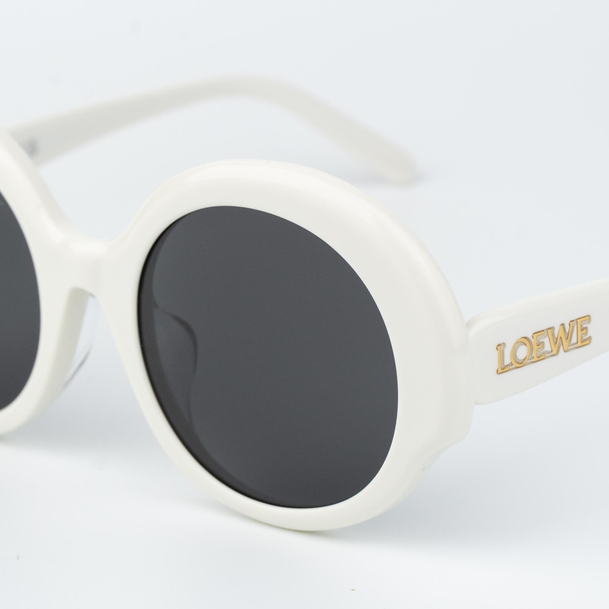 Loewe Loewe Women Sunglasses Round LW40135F 25A NEW AUTHENTIC Size ONE SIZE - 5 Thumbnail