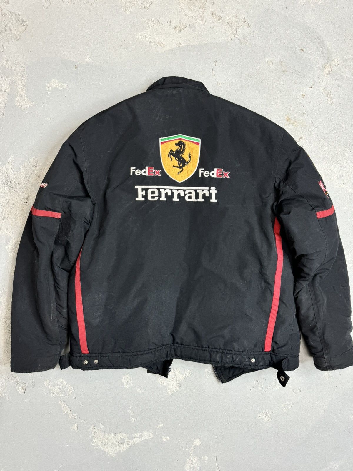 Ferrari Vintage Ferrari FedEx Puffer Jacket Size US M / EU 48-50 / 2 - 4 Thumbnail