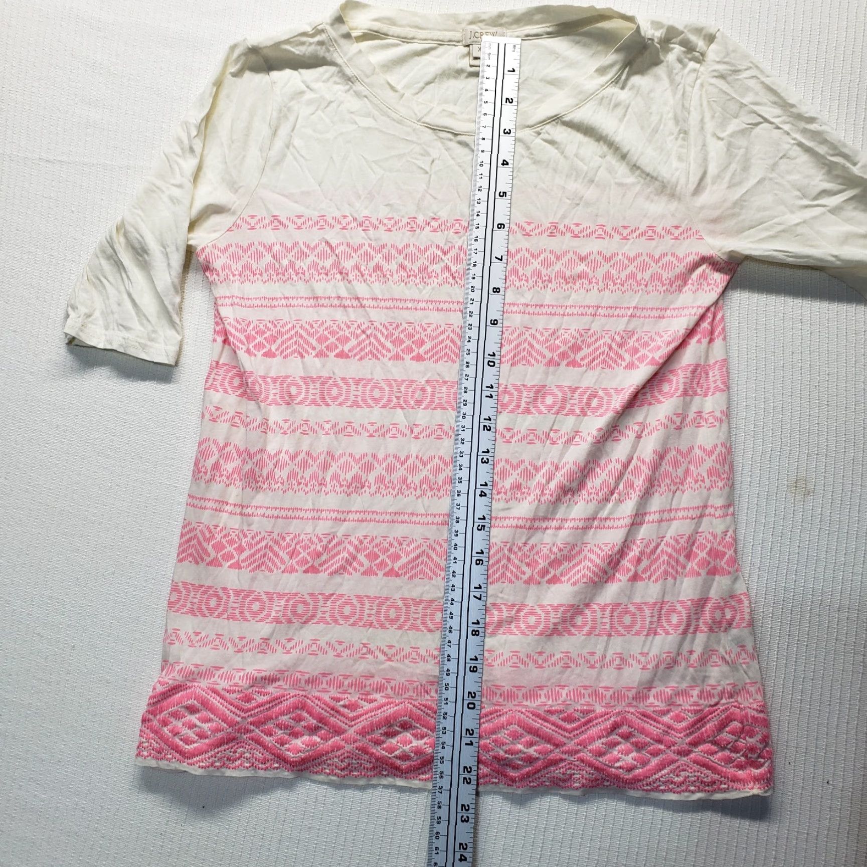 J.Crew **J.Crew Pink White Striped Half Sleeve T-Shirt Women's Size XS** User: J.Crew Pink White Striped Half Sleeve T-Shirt Women's Size XS Size XS / US 0-2 / IT 36-38 - 7 Thumbnail