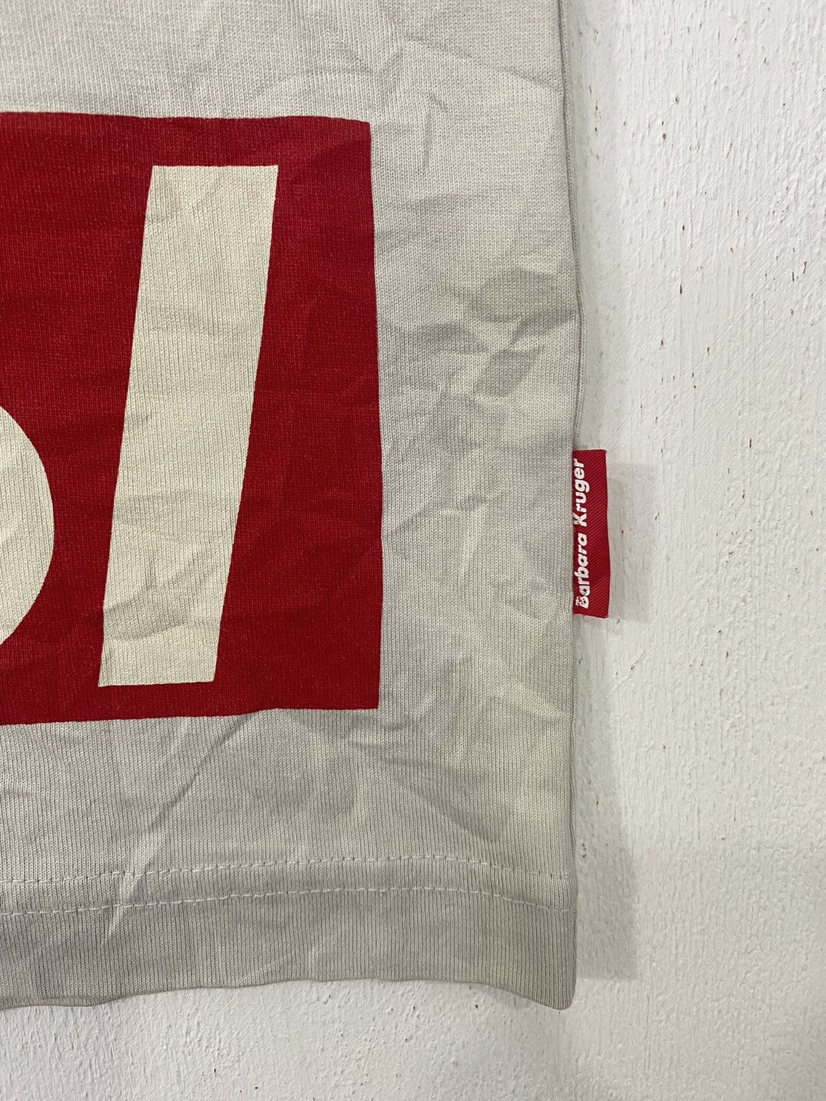 Barbara Kruger 💥BARBARA KRUGER Remote control designer brand tee t-shirt Size US M / EU 48-50 / 2 - 5 Thumbnail