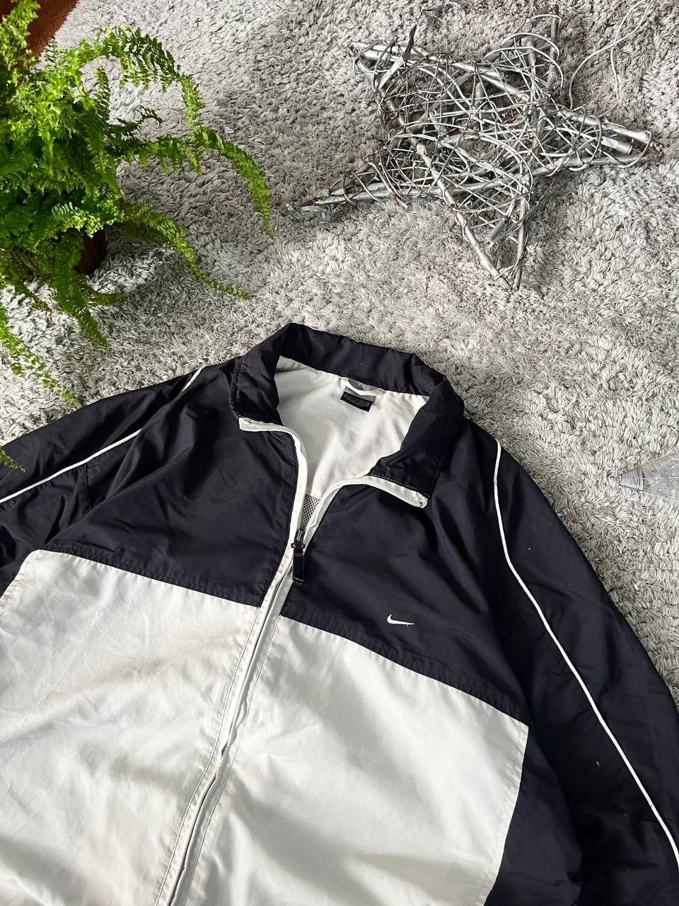 Nike × Vintage 00s Nike Vintage Light Jacket Streetwear Logo Swoosh Drill Size US L / EU 52-54 / 3 - 2 Thumbnail