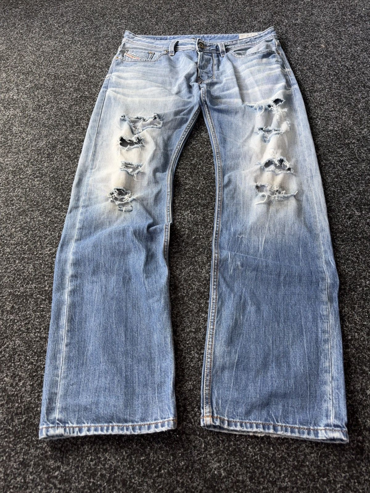 Diesel Vintage Y2K 00s Luxury Distressed Larkee jeans Denim pants Size US 34 / EU 50 - 1 Thumbnail