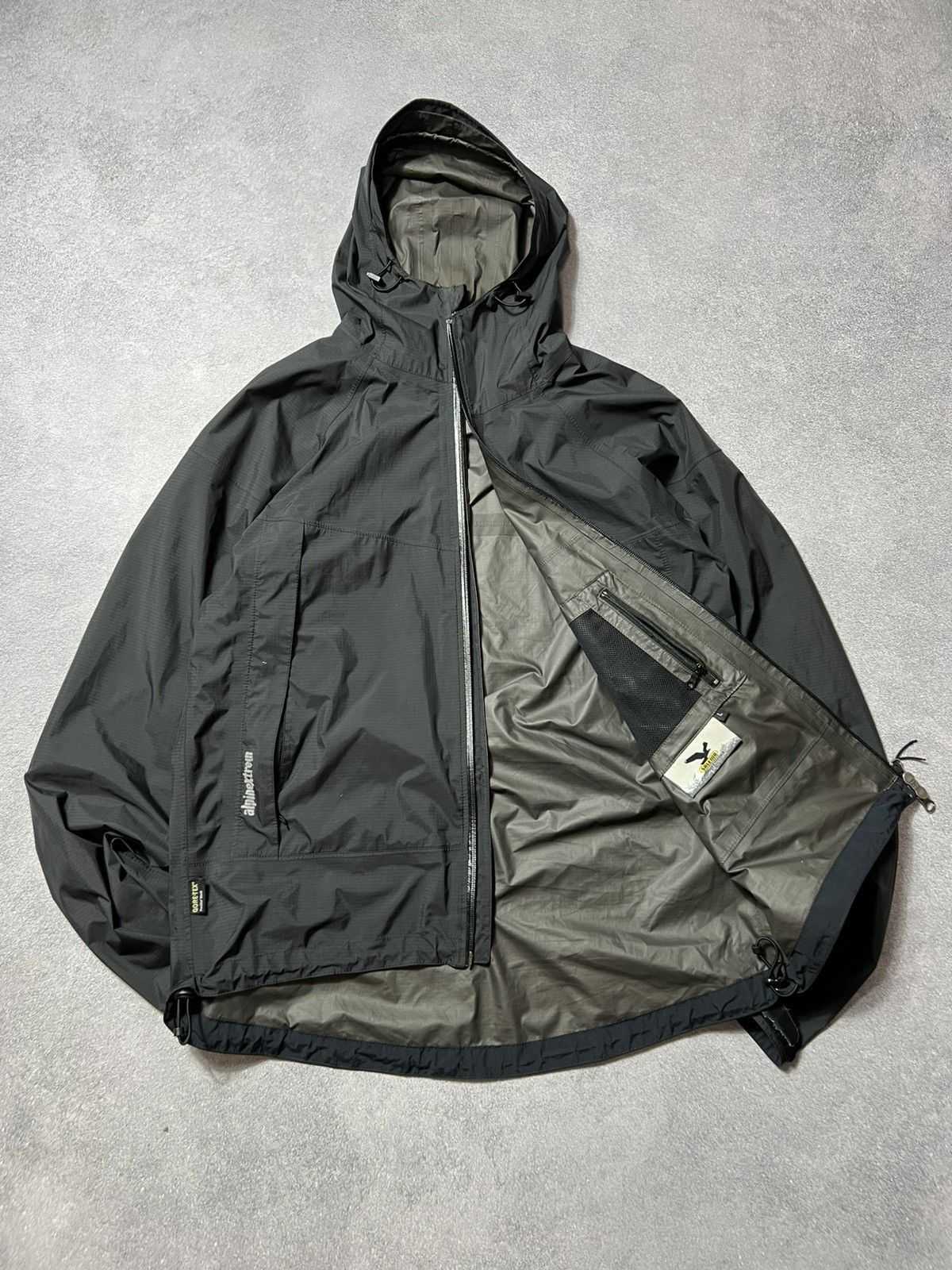 Japanese Brand Salewa Alpine Extreme Gore-Tex Gorpcore Outdoor Rain Jacket Size M / US 6-8 / IT 42-44 - 5 Thumbnail