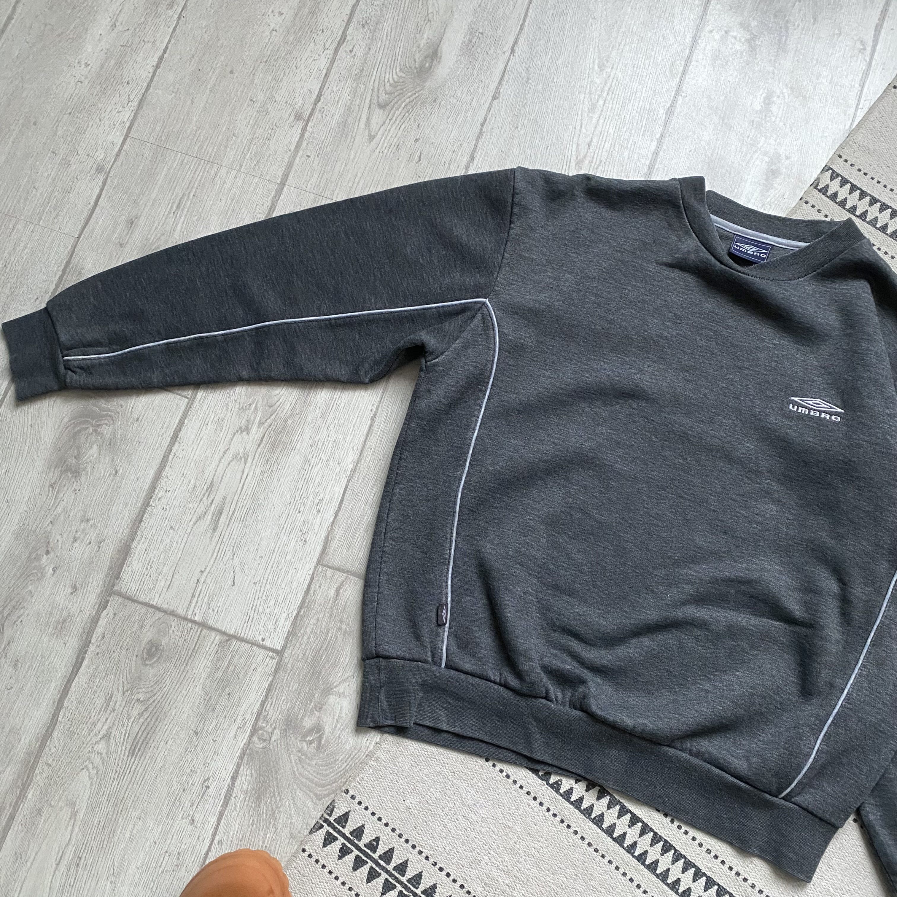 Umbro 🦍 Vintage 90s Umbro Boxy sweatshirt Y2K Crewneck Size US M / EU 48-50 / 2 - 10 Thumbnail