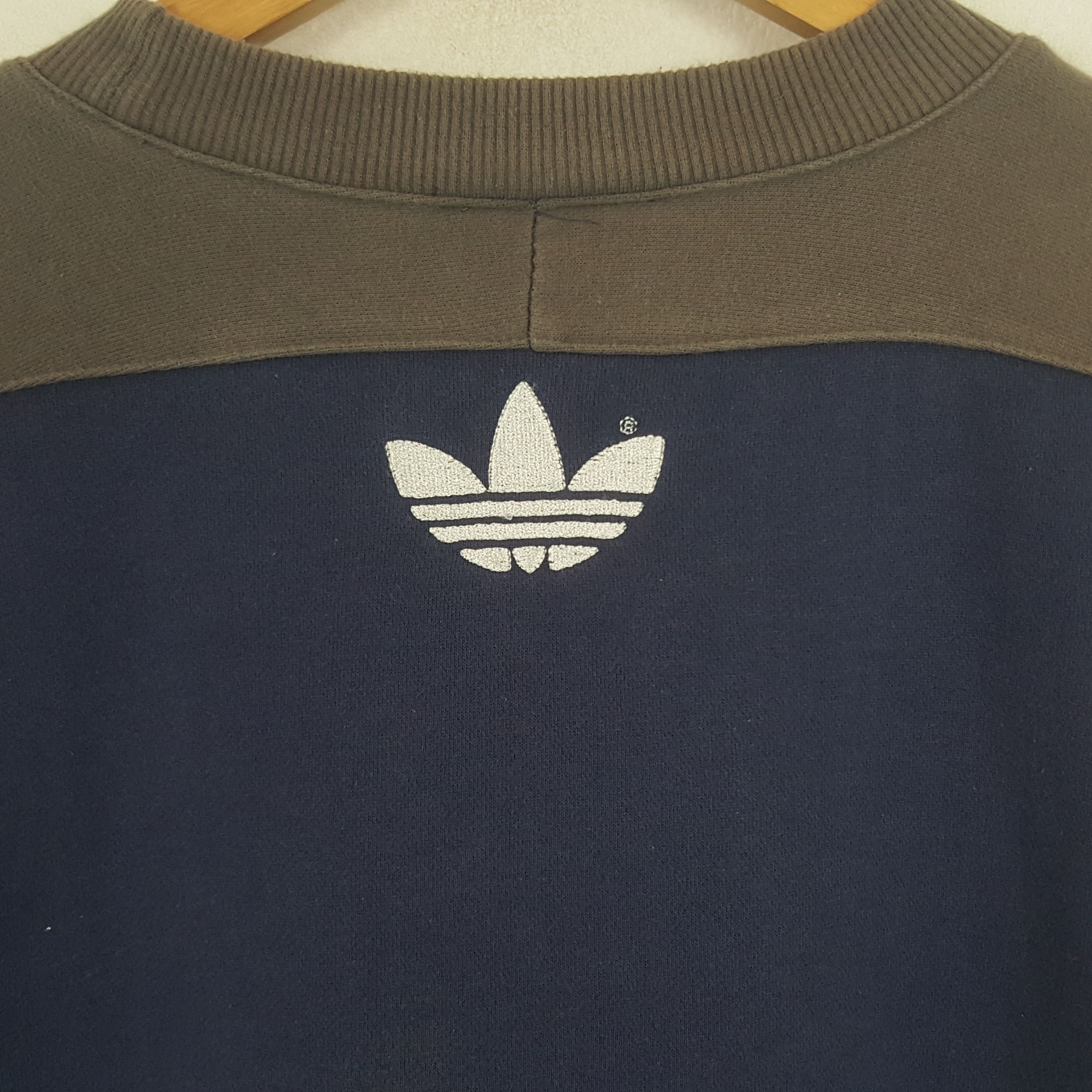Adidas × Vintage Vintage Adidas Three Stripes Sport Style Sweatshirt Size US L / EU 52-54 / 3 - 4 Thumbnail