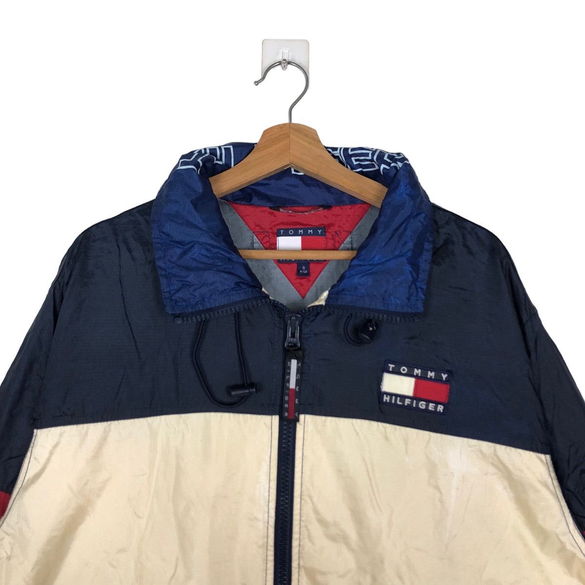 Japanese Brand 🔥90’s VINTAGE SURVIVAL WINDBREAKER JACKET TOMMY HILFIGER Size US S / EU 44-46 / 1 - 3 Thumbnail