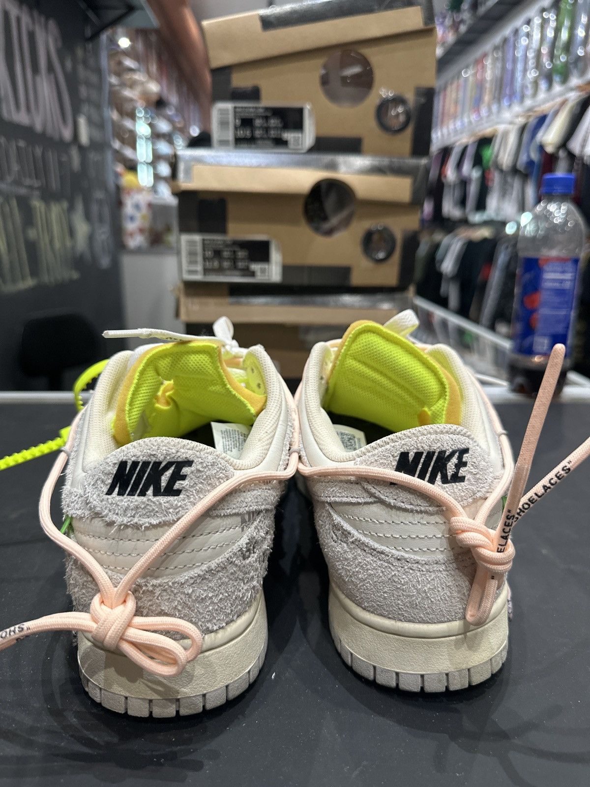 Nike × Off-White Nike Off-White Dunk Low Lot 12 Size US 9 / EU 42 - 3 Thumbnail
