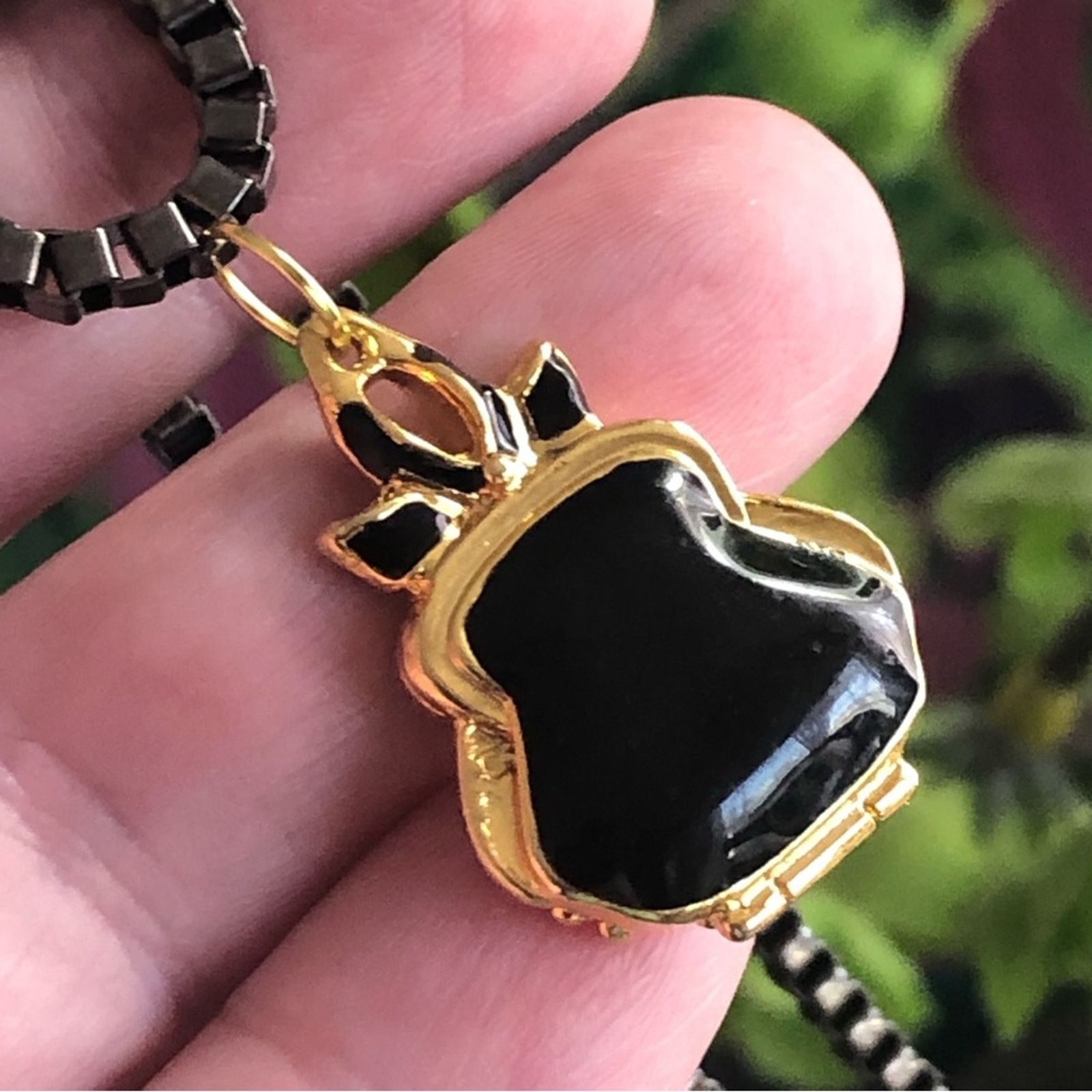 Jewelry Vintage enamel stone handbag pendant on chain necklace Size ONE SIZE - 3 Thumbnail