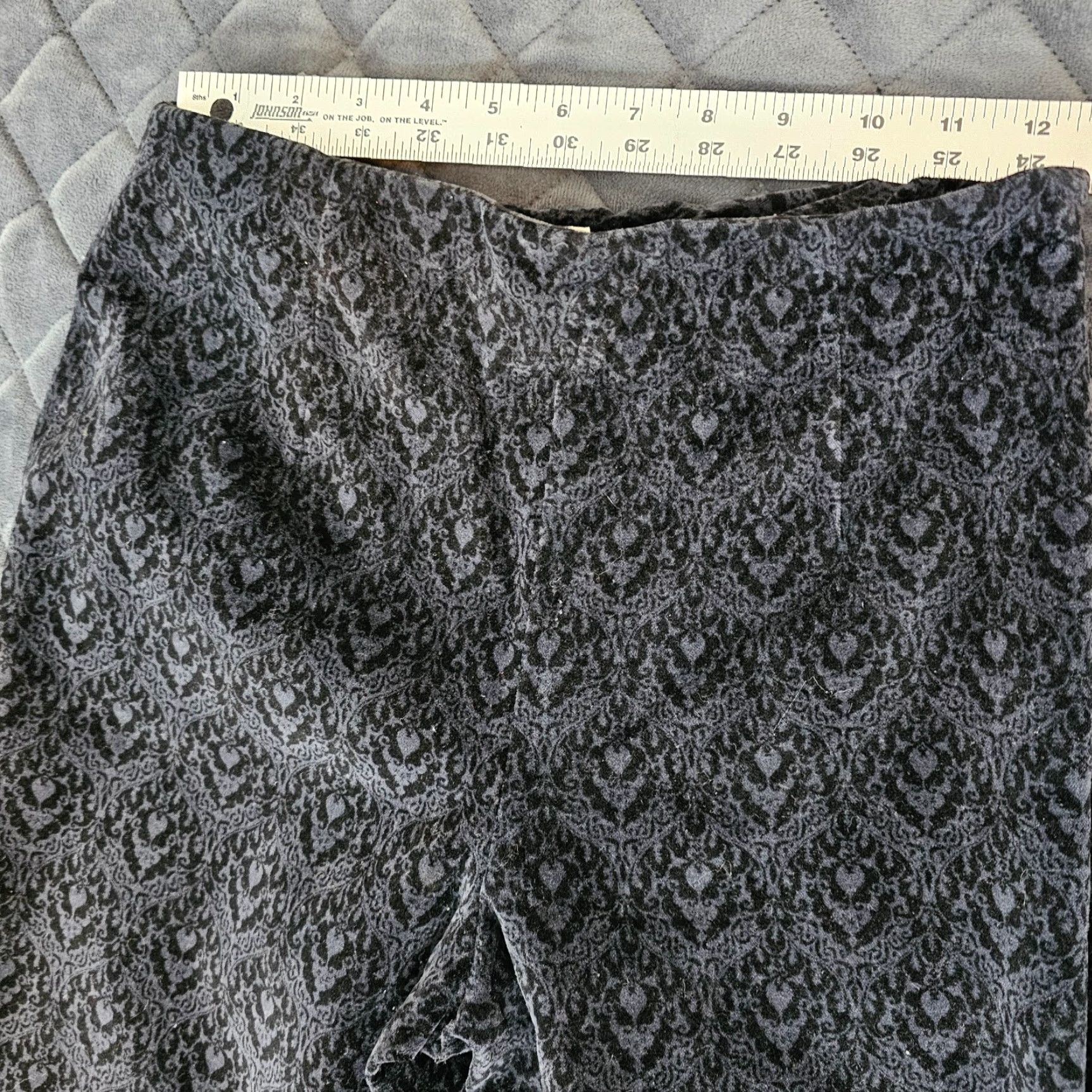 Talbots Talbots Pants Women Petite Black Size 4 Crop Tapered Inseam 26 Paisley Pull On Knit Cotton Blend Size 27" / US 4 / IT 40 - 6 Thumbnail