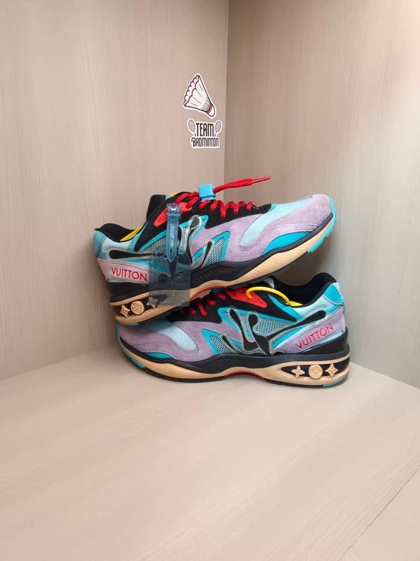 Louis Vuitton LOUIS VUITTON LV Trail Sneakers K15 Size US 6.5 / EU 39-40 - 4 Thumbnail