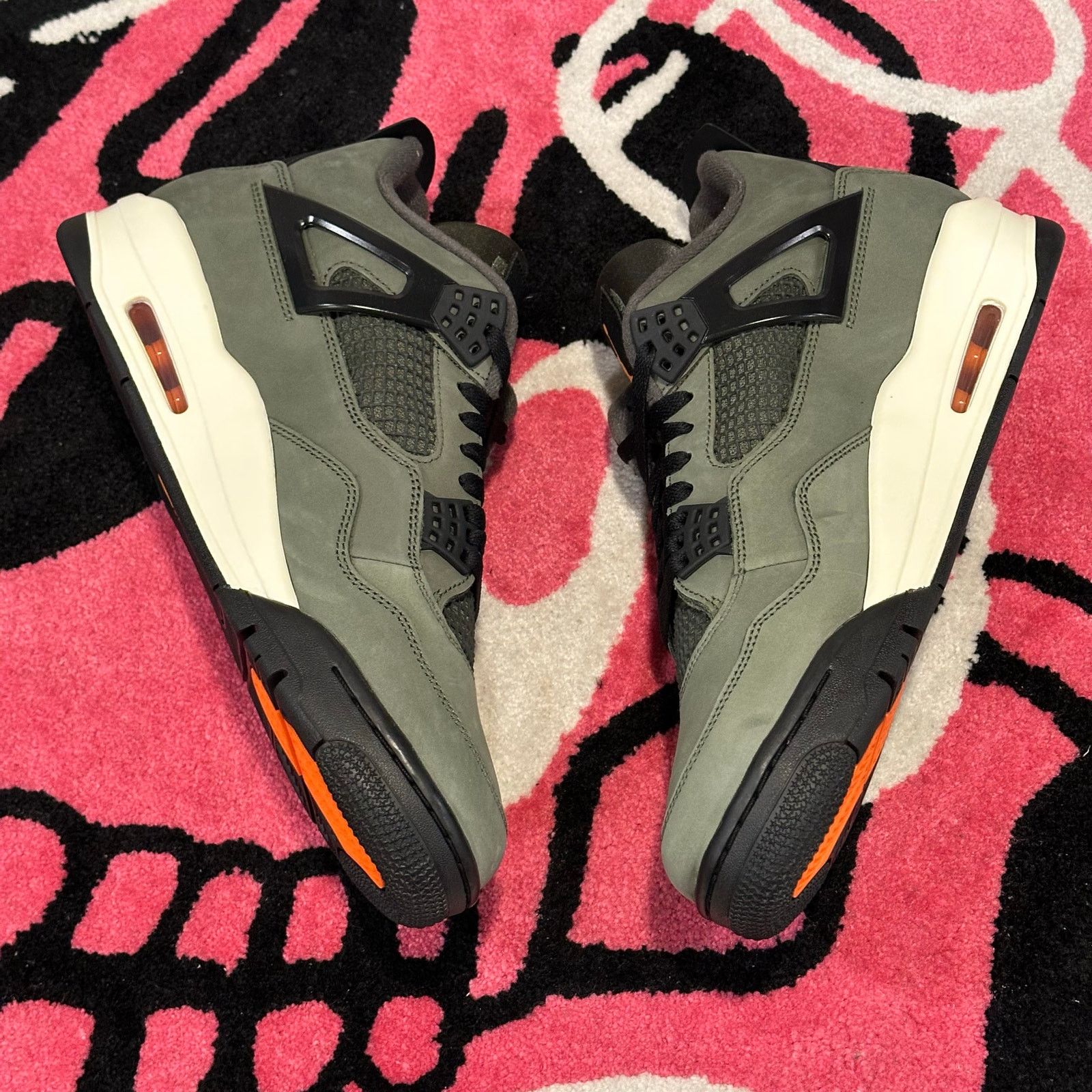 Nike Undefeated Nike x Jordan 4 Retro OG Size 11 (Brand New) Size US 11 / EU 44 - 2 Thumbnail