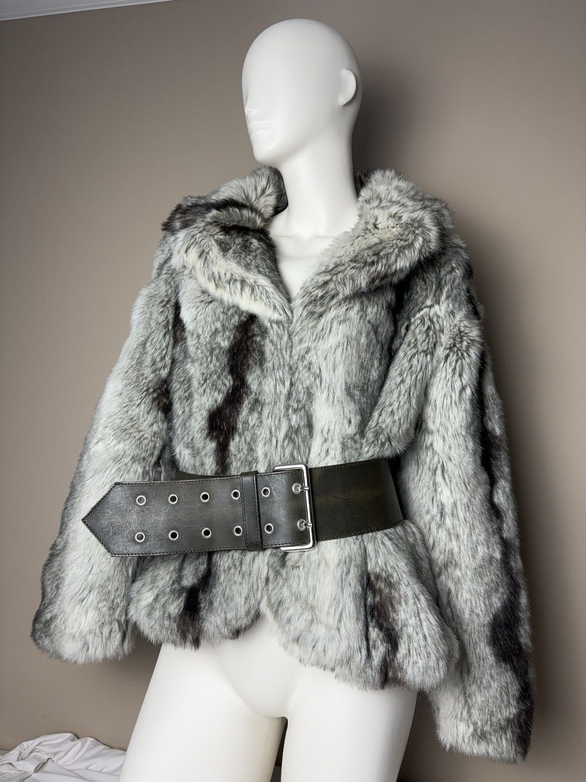 Vintage Vintage amazing faux fur coat fluffy opium coat Size L / US 10 / IT 46 - 7 Thumbnail