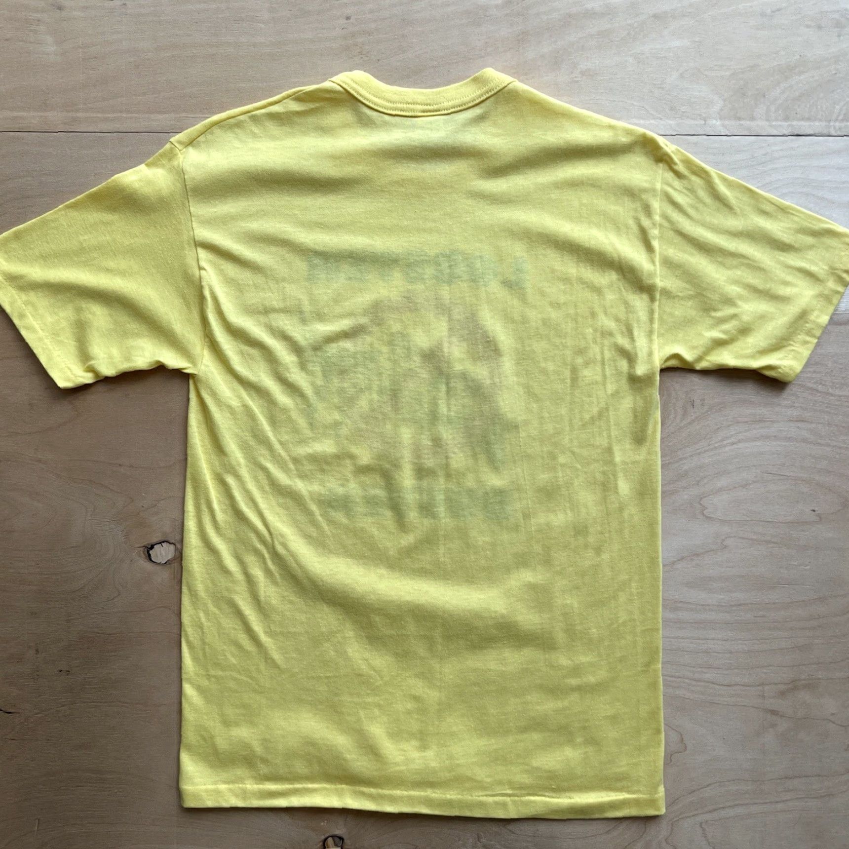 Vintage Vintage Lobster Buster Shirt M Yellow 80s Ocean Nature Funny Summer Streetwear Shirt Mens White? Size US M / EU 48-50 / 2 - 5 Thumbnail