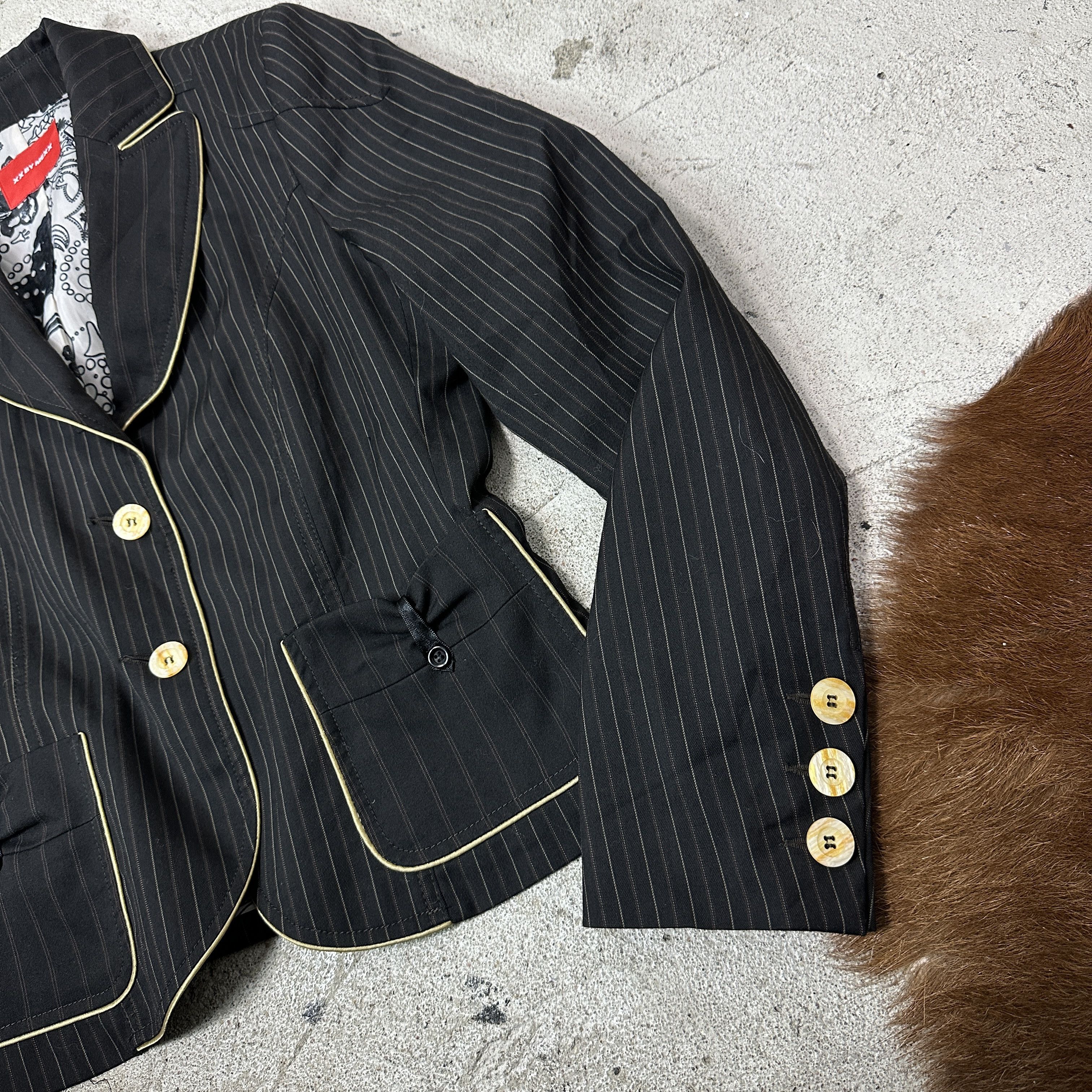 Vintage Vintage Pinstripe Fitted Classy Minimalist Blazer 00s Size S / US 4 / IT 40 - 5 Thumbnail