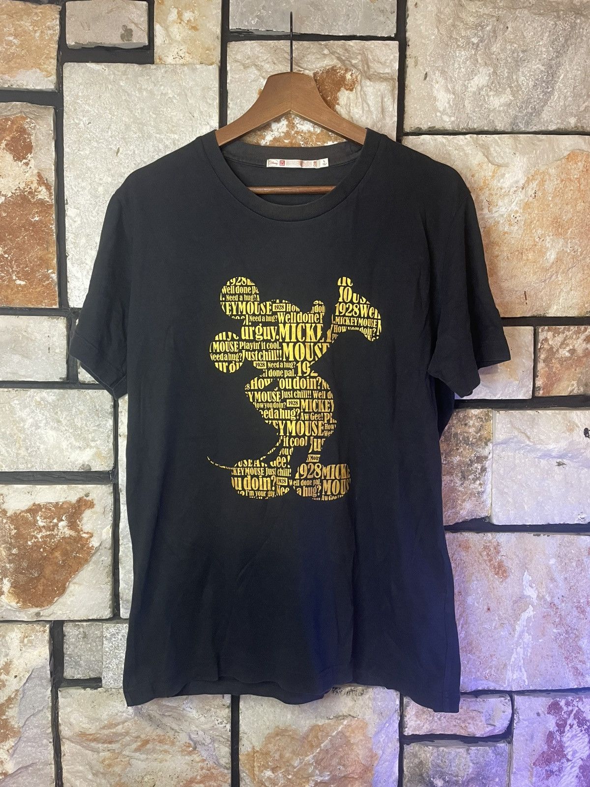 Uniqlo Vintage Uniqlo Mickey Mouse Disney Tee Size US L / EU 52-54 / 3 - 1 Thumbnail