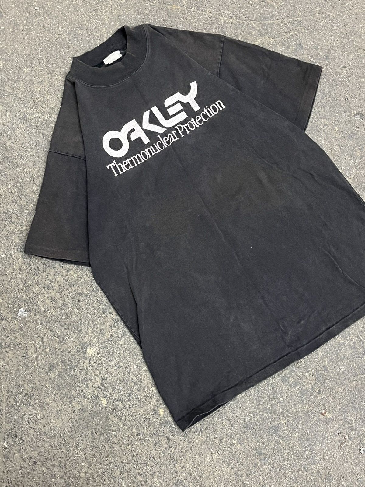 Oakley software made in USA tee shirt rare hype 90s Short Sleeve T 