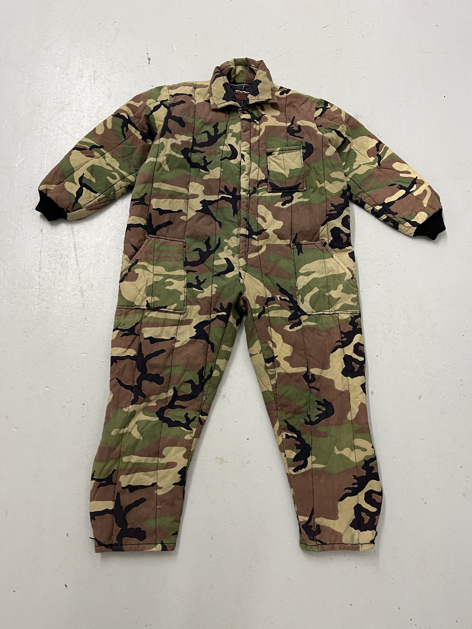 Carhartt Vintage 1980s Weather Rite Quilted Woodland Camo Snow Suit Coveralls Size XL Size US XL / EU 56 / 4 - 1 Thumbnail