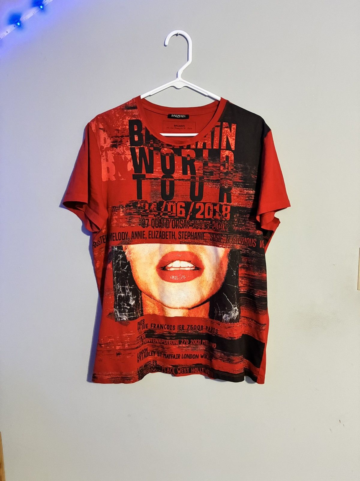 Balmain Balmain world tour shirt Size US XL / EU 56 / 4 - 1 Thumbnail