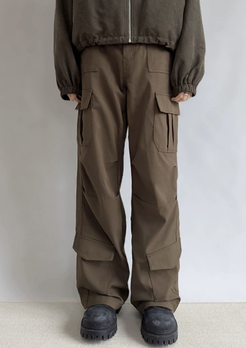 Image of Vintage Retro Punk Fashion Multi Pocket Skate Cargo Pants in Brown, Men's (Size 30)