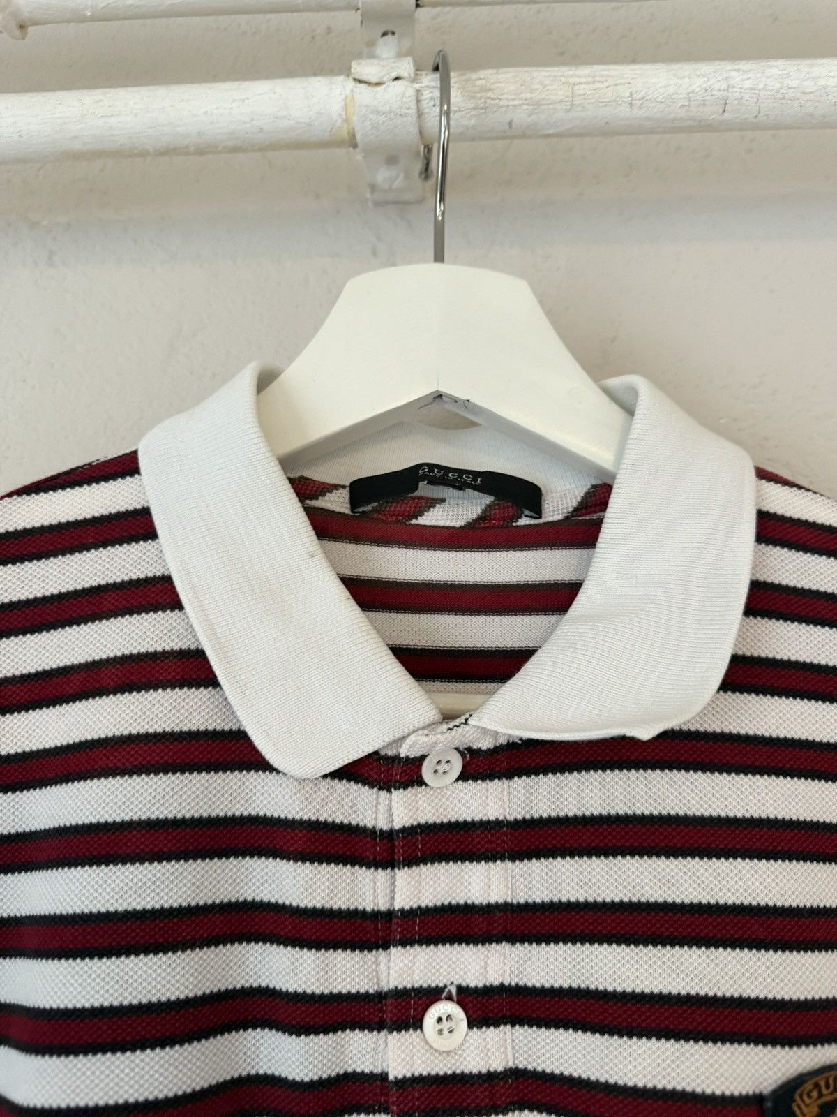 Gucci Striped Cotton Polo with Embroidered Crest Patch Size US M / EU 48-50 / 2 - 2 Thumbnail