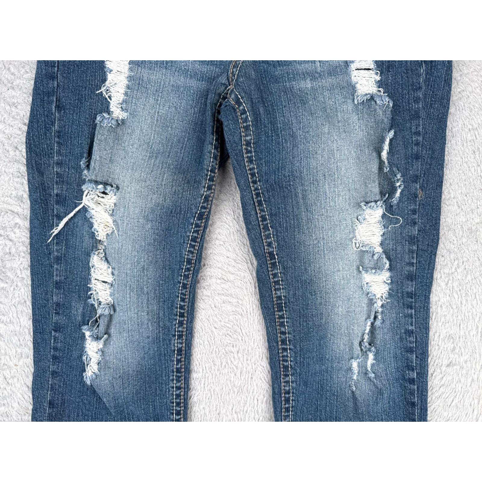 Denime Amethyst Jeans Juniors 11 Blue Denim Capri Crop Distressed Rolled Hem 30x18 Jeans Women's Shirts? Size 32" / US 10 / IT 46 - 3 Thumbnail