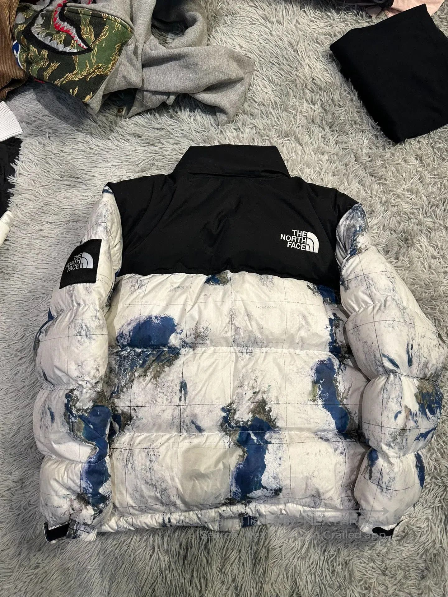 The North Face The North Face Logo Stand Collar Earth Print. Size US S / EU 44-46 / 1 - 2 Thumbnail