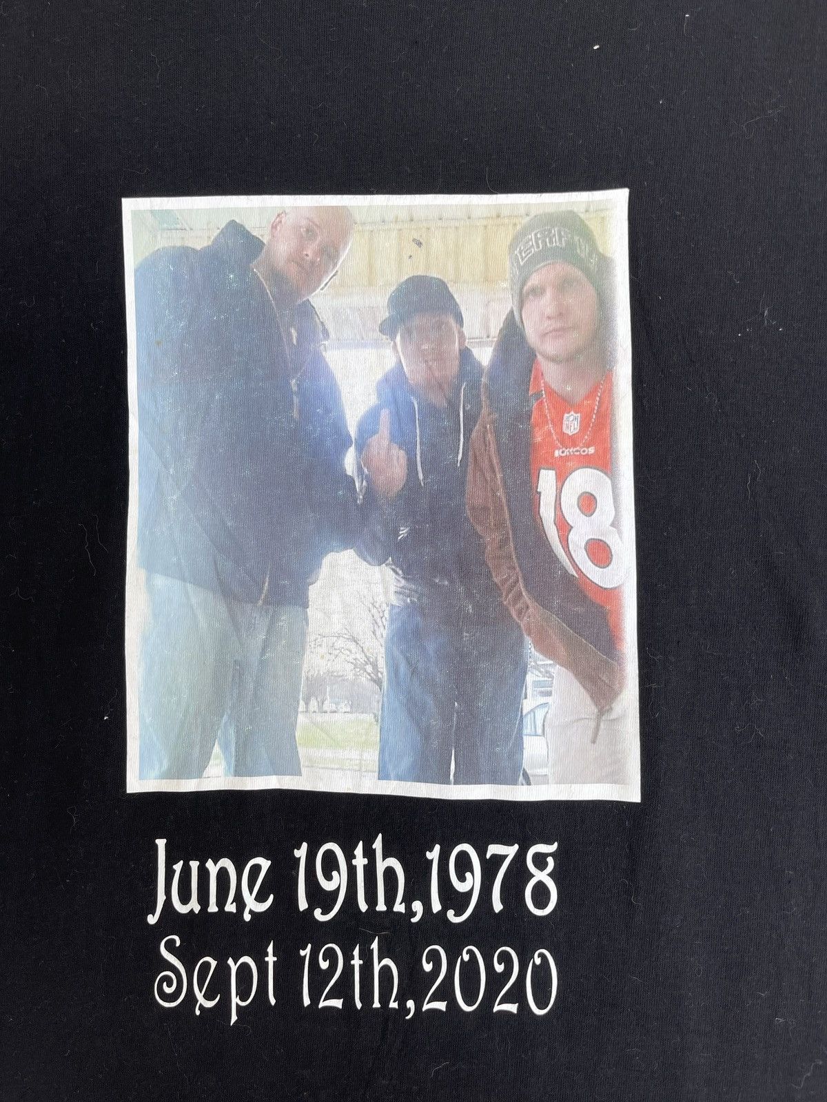 Band Tees Rare🔥Vintage Raptees Fly High Dwain T Shirt Size US XL / EU 56 / 4 - 5 Thumbnail