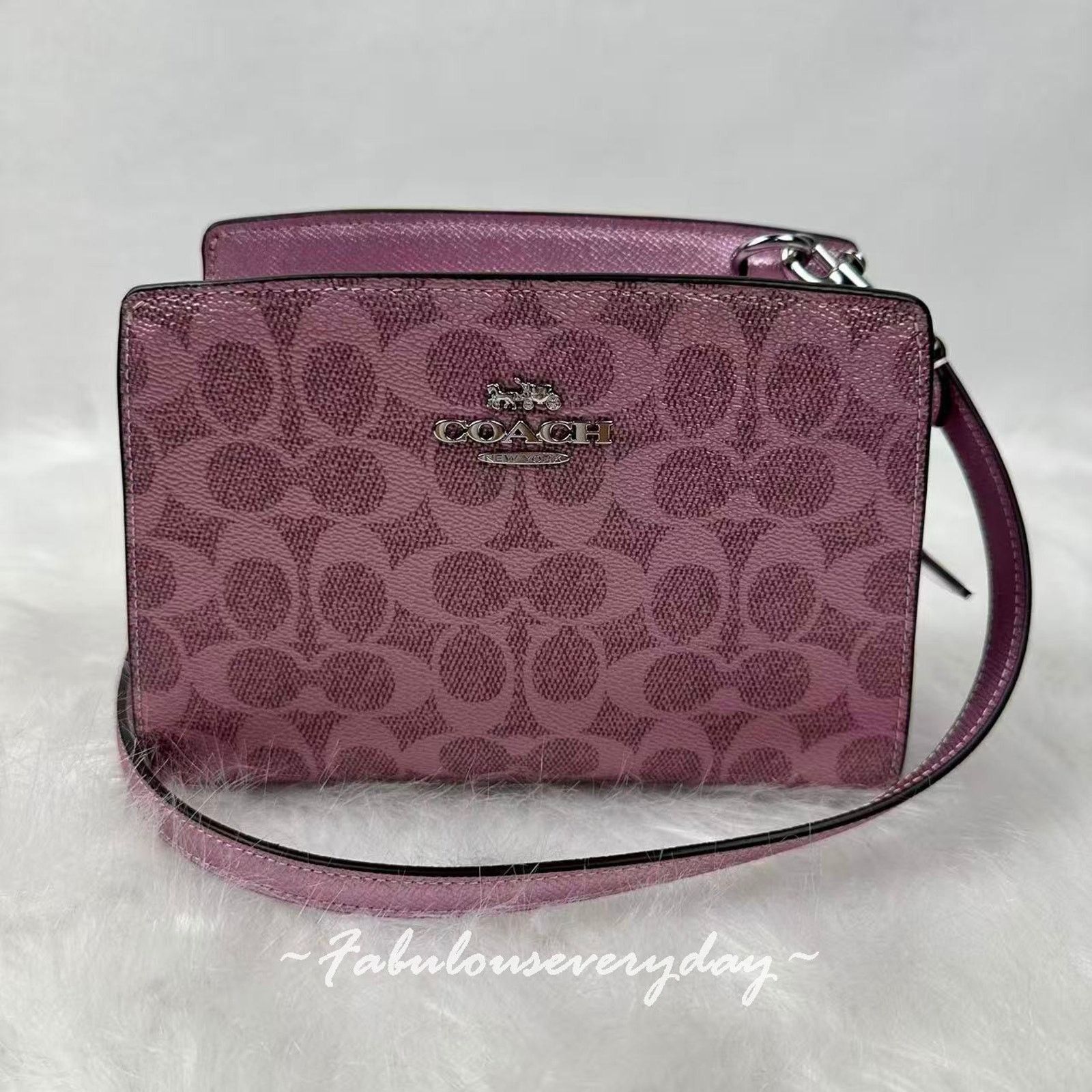 Coach Gia Crossbody Pearlized Signature Canvas/Sv/Pink/Rose