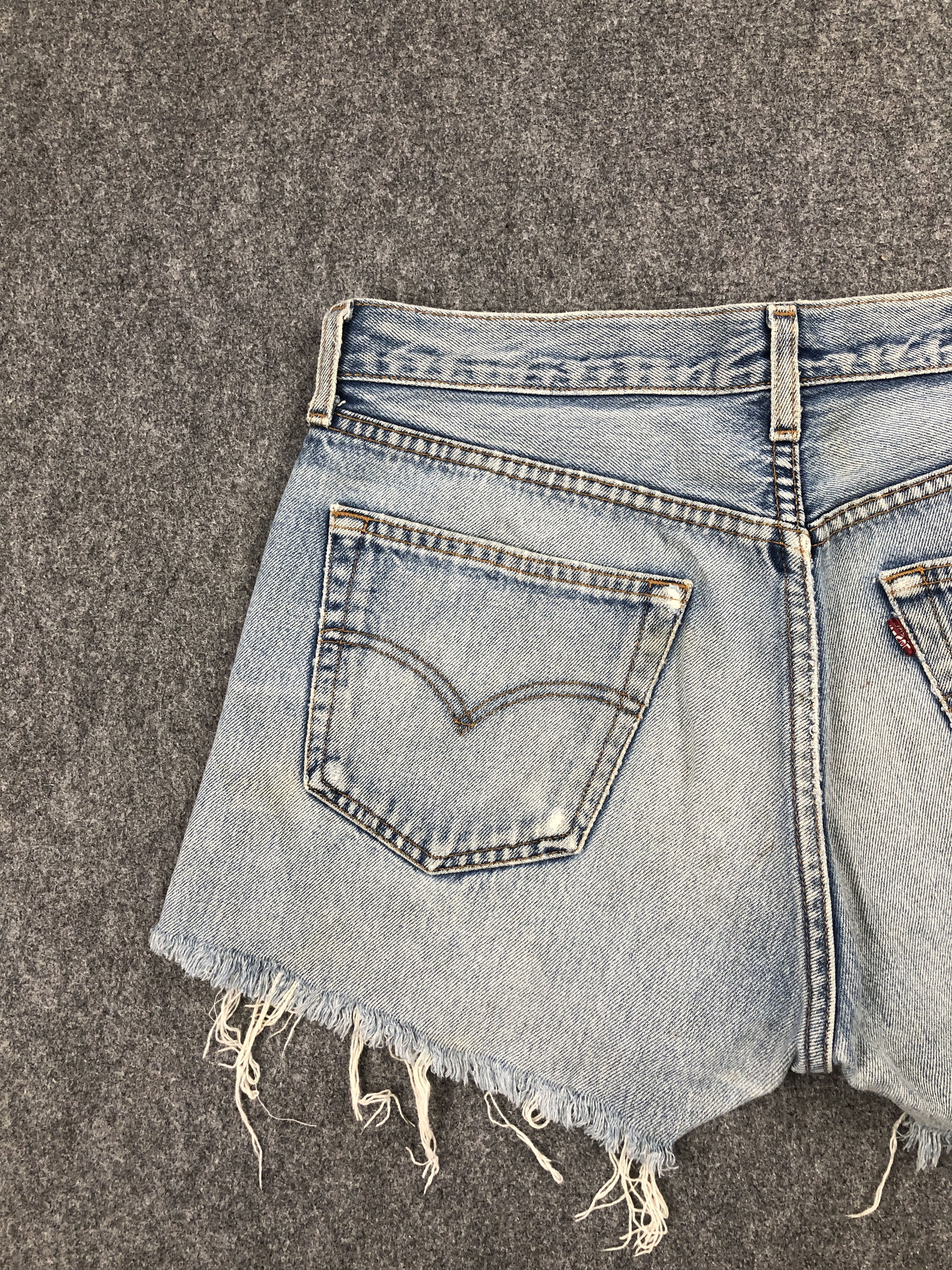 Levi's Vintage Distressed Levis 501 Cropped Jeans DP2416 Size US 32 / EU 48 - 14 Thumbnail