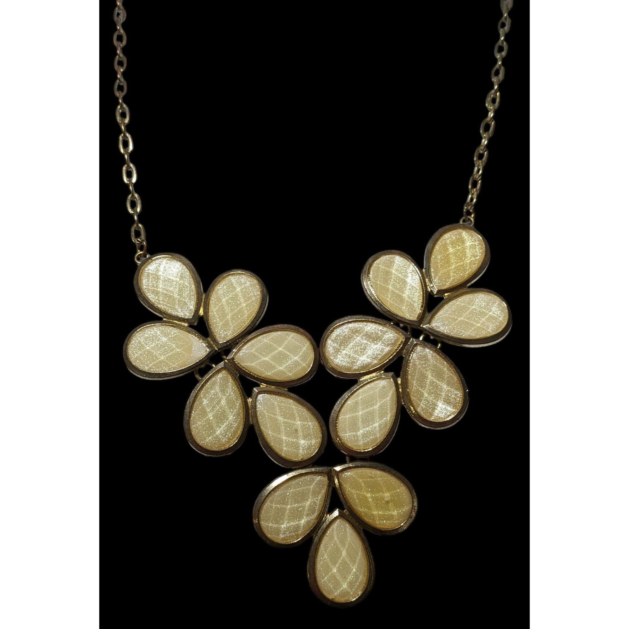 Other Vintage Yellow Floral Shimmer Statement Necklace Size ONE SIZE - 2 Thumbnail