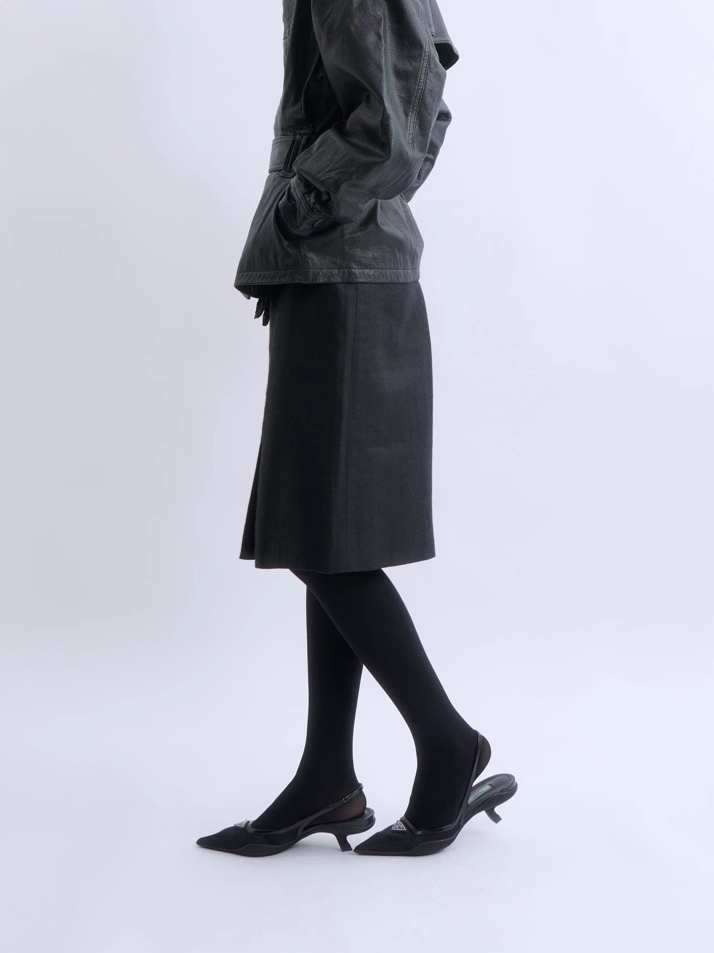 Chanel CHANEL 2004 Linen Cashmere Black Pencil Skirt Size 27" / US 4 / IT 40 - 3 Thumbnail